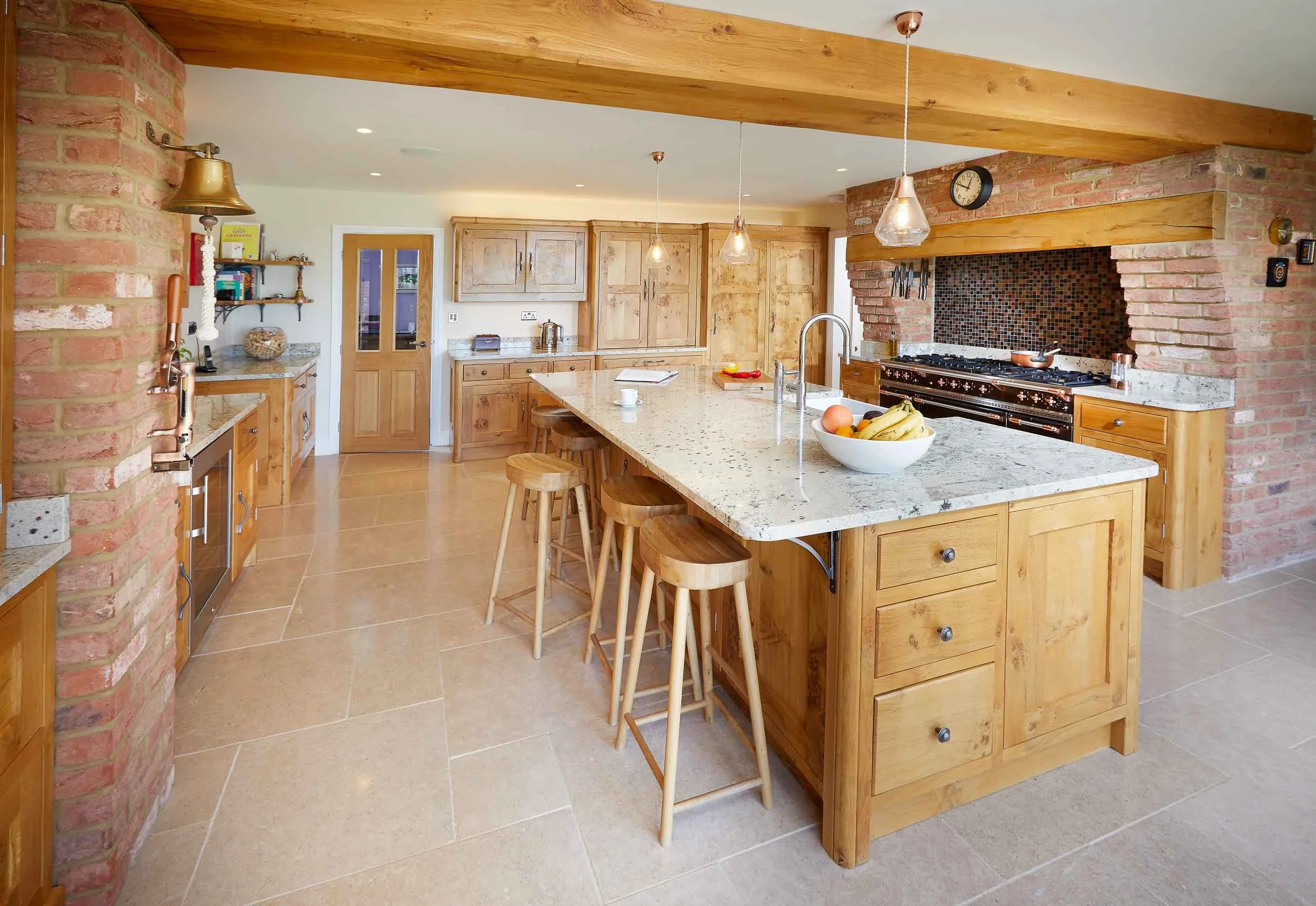 Hall 2500 orig-5.jpg