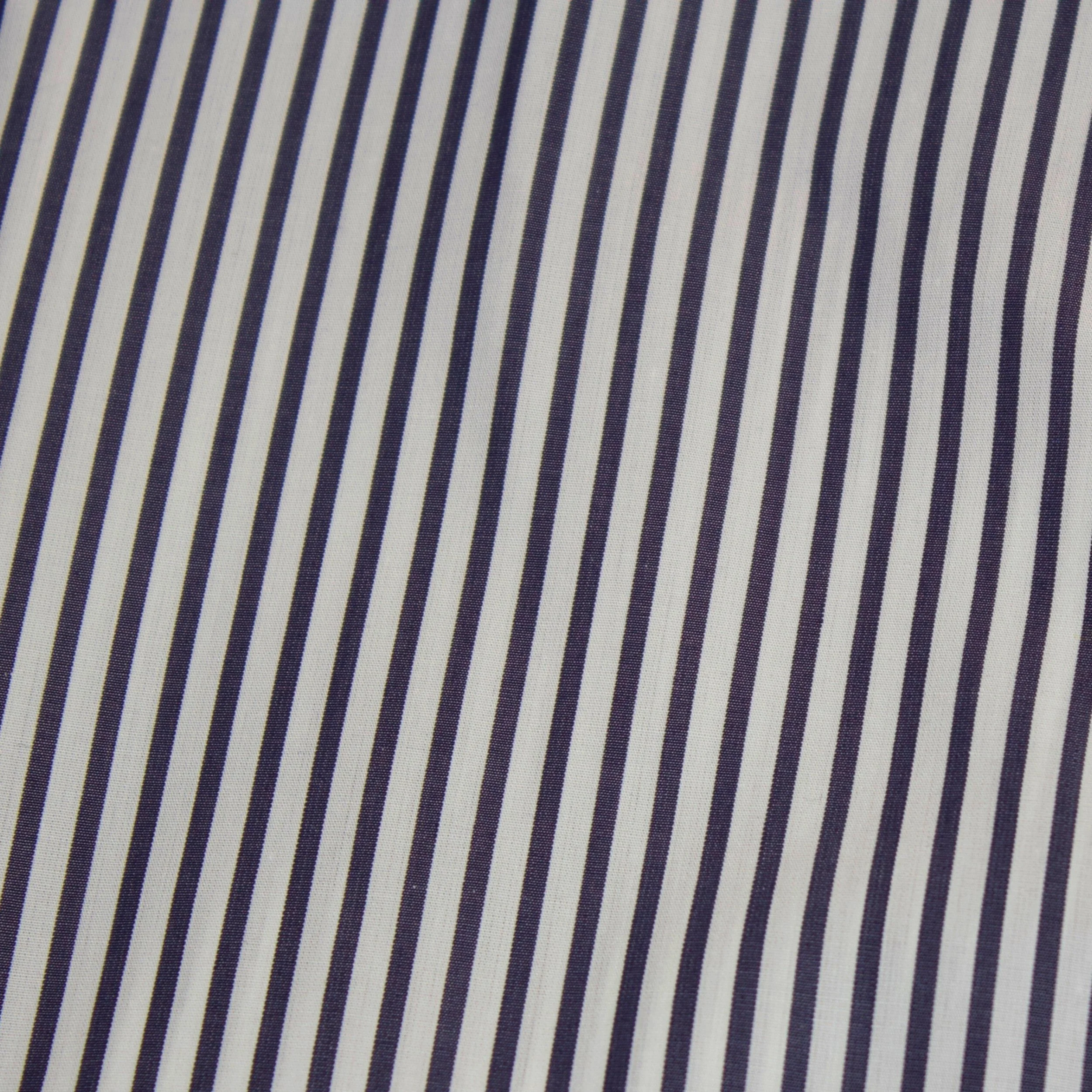 Matière coton satiné Robe Chemise Placide Rayé Noir.jpg