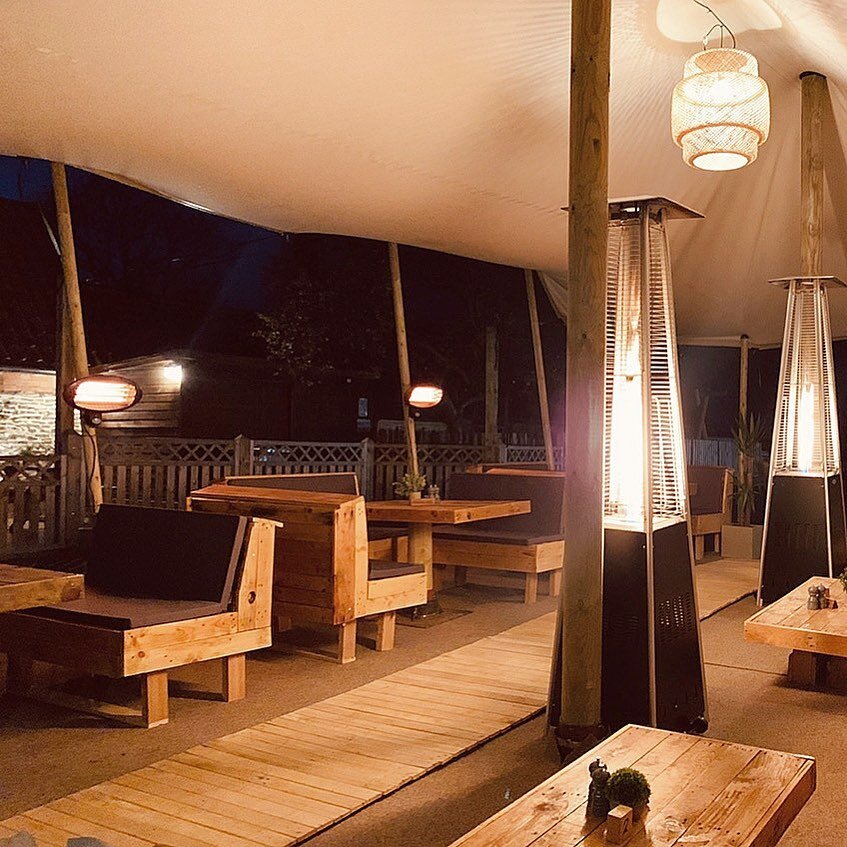 Wrap up warm! With the weekend fast approaching, we can&rsquo;t promise that everybody will be seated in the tent as we only have a limited amount of seats.

Please note we allocate the tent seats via our booking system on a first come first served b