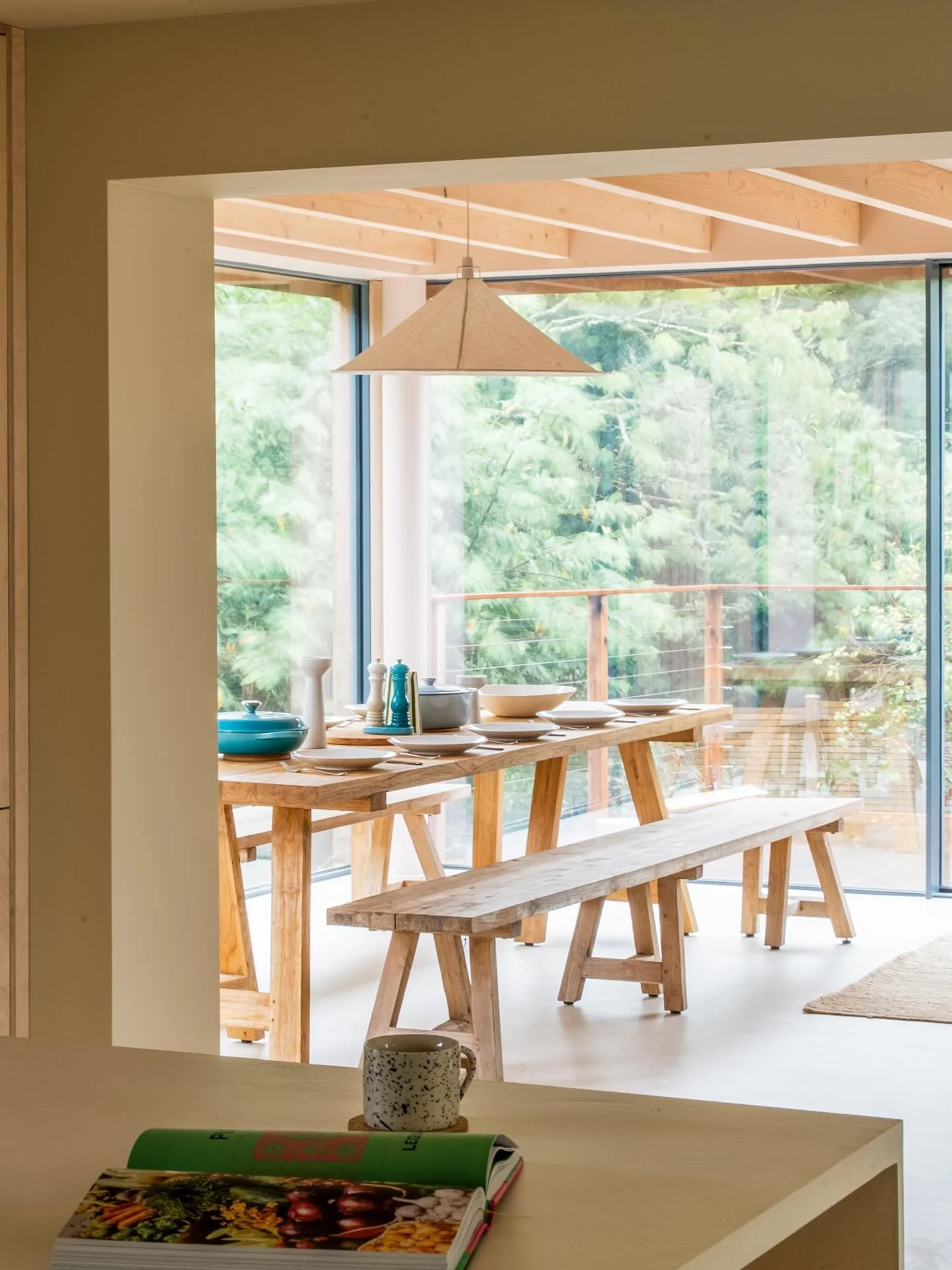 ✨ Sneak peek of our stunning new five-bedroom hideaway in North Cornwall &ndash; now available to book! 🔗 in bio. Nestled up in the treetops and designed by a visionary architect, this luxury retreat blends elevated living with natural beauty. 🌲🖤 