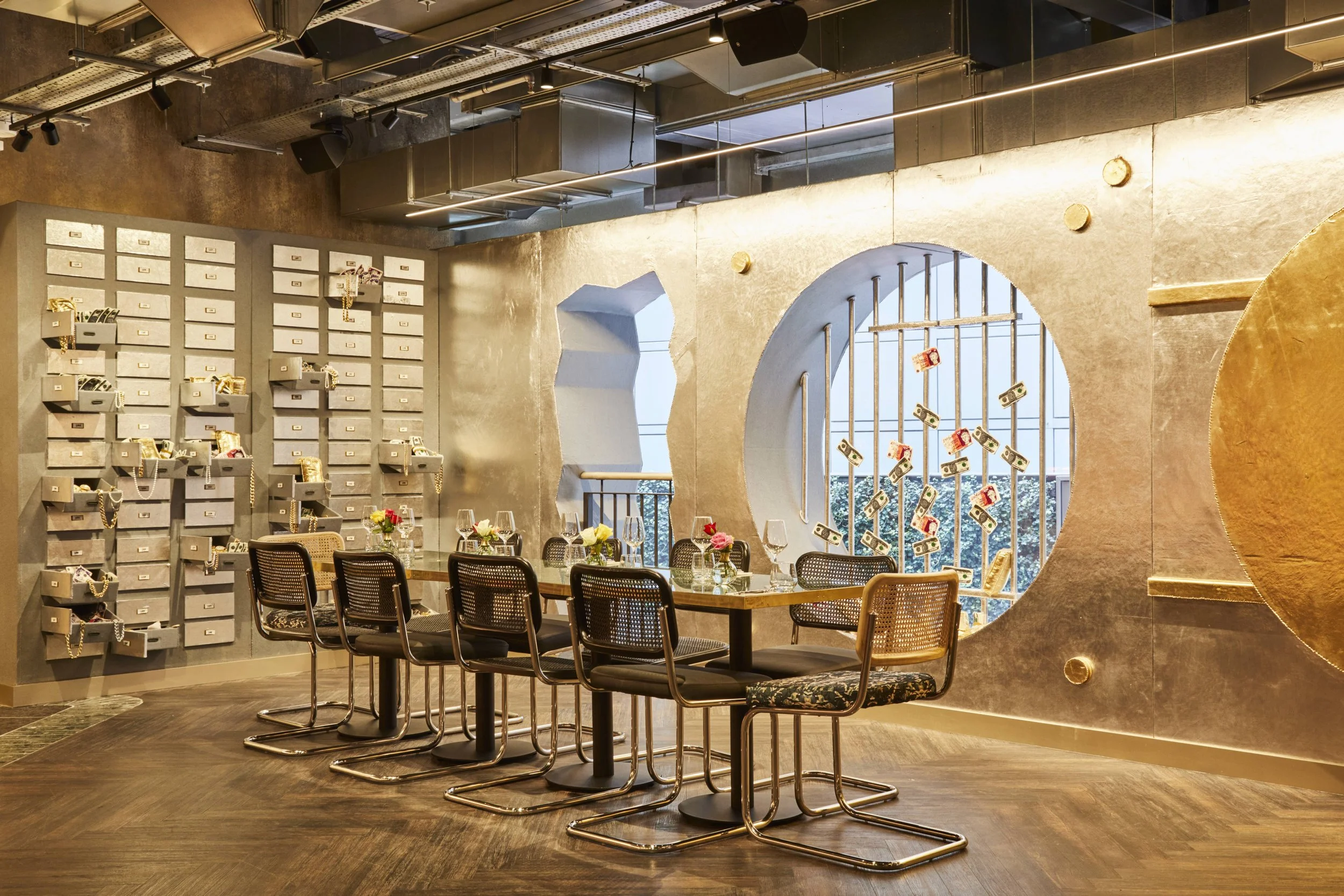 2022_10_11_Daisy Green_Paradise_163.jpg