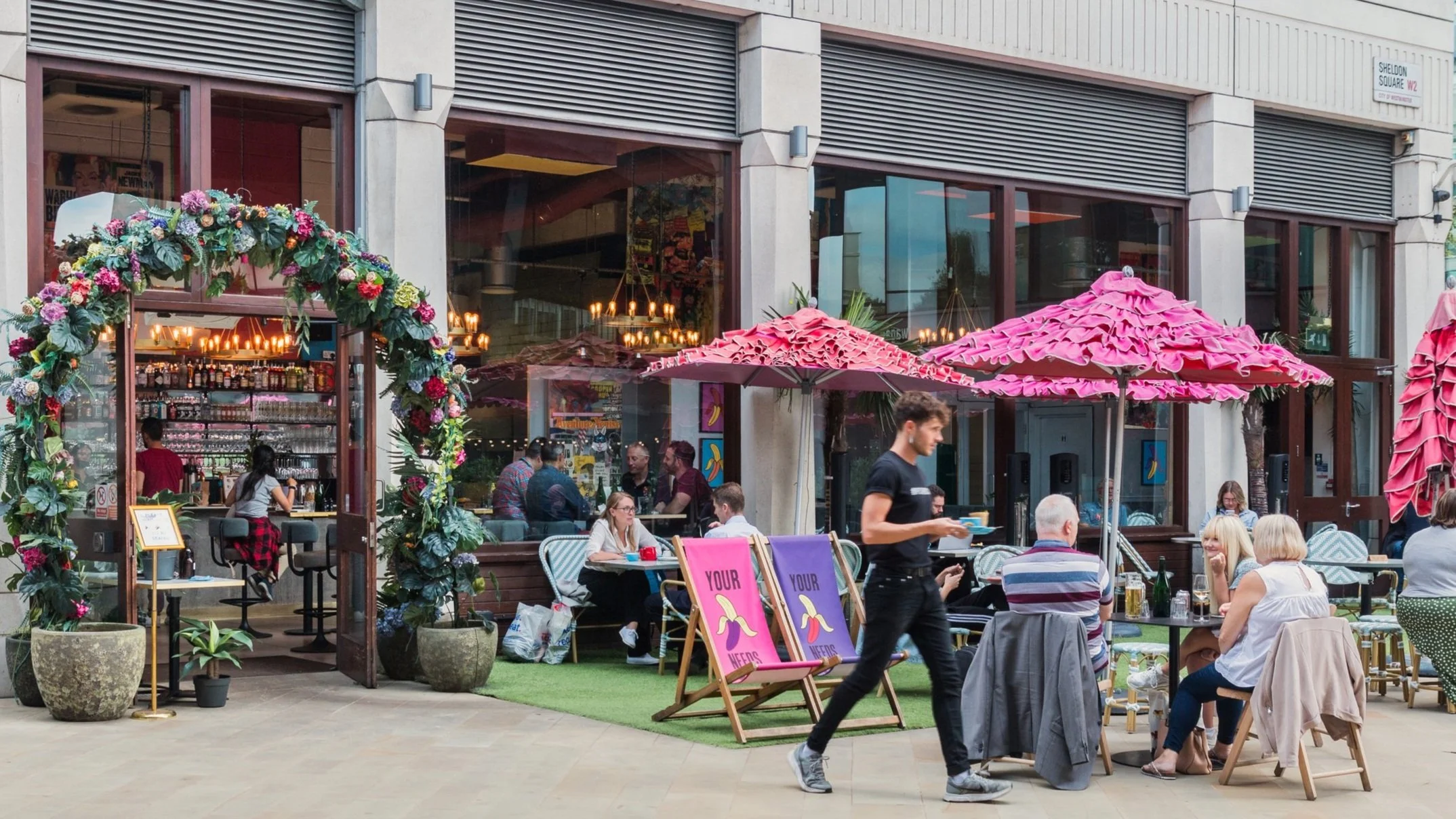 LOCATION BEANY GREEN LITTLE VENICE — DAISY GREEN