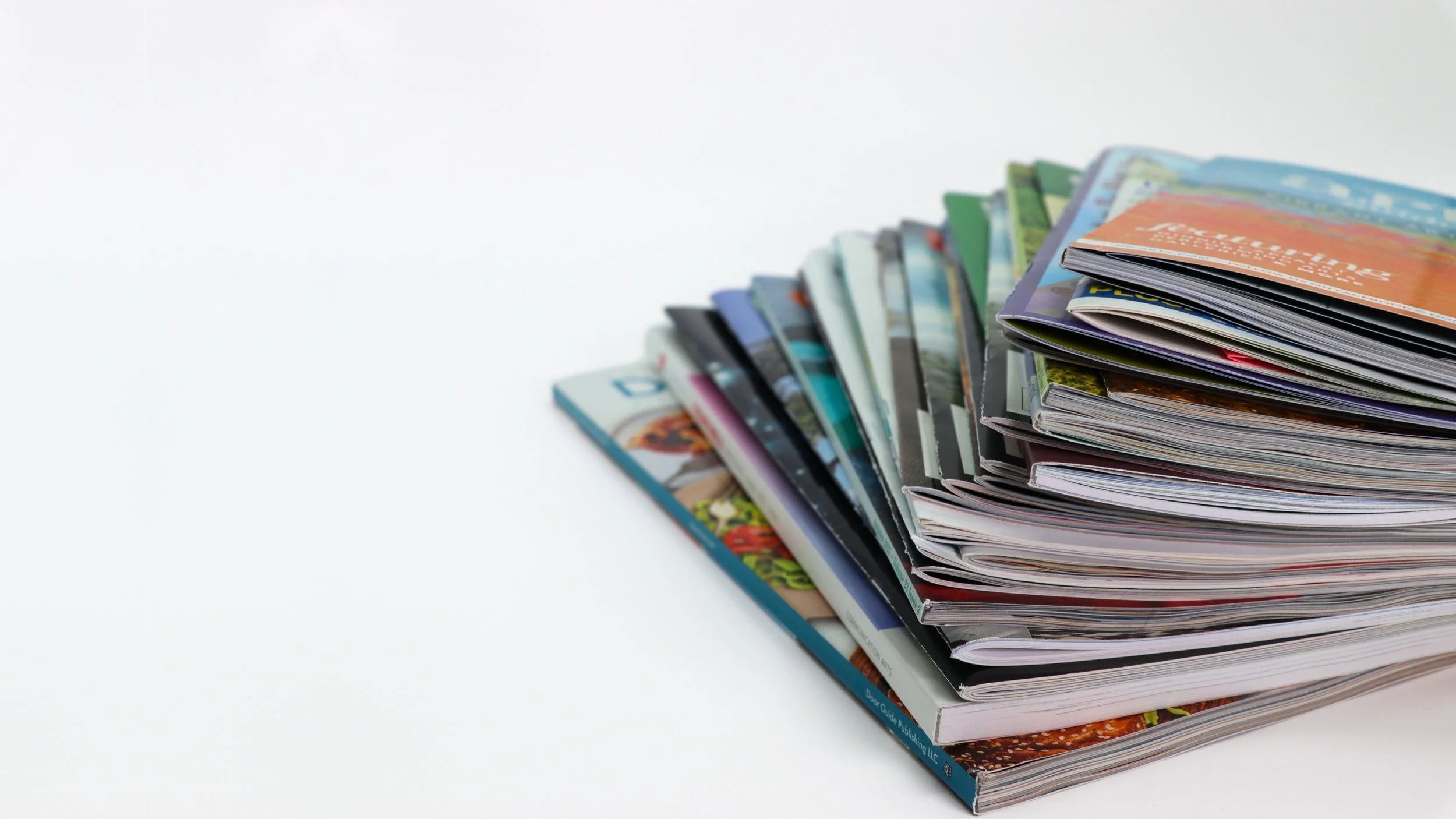 Saddle Stitch or Perfect Binding? How to Choose What’s Right for Your Publication