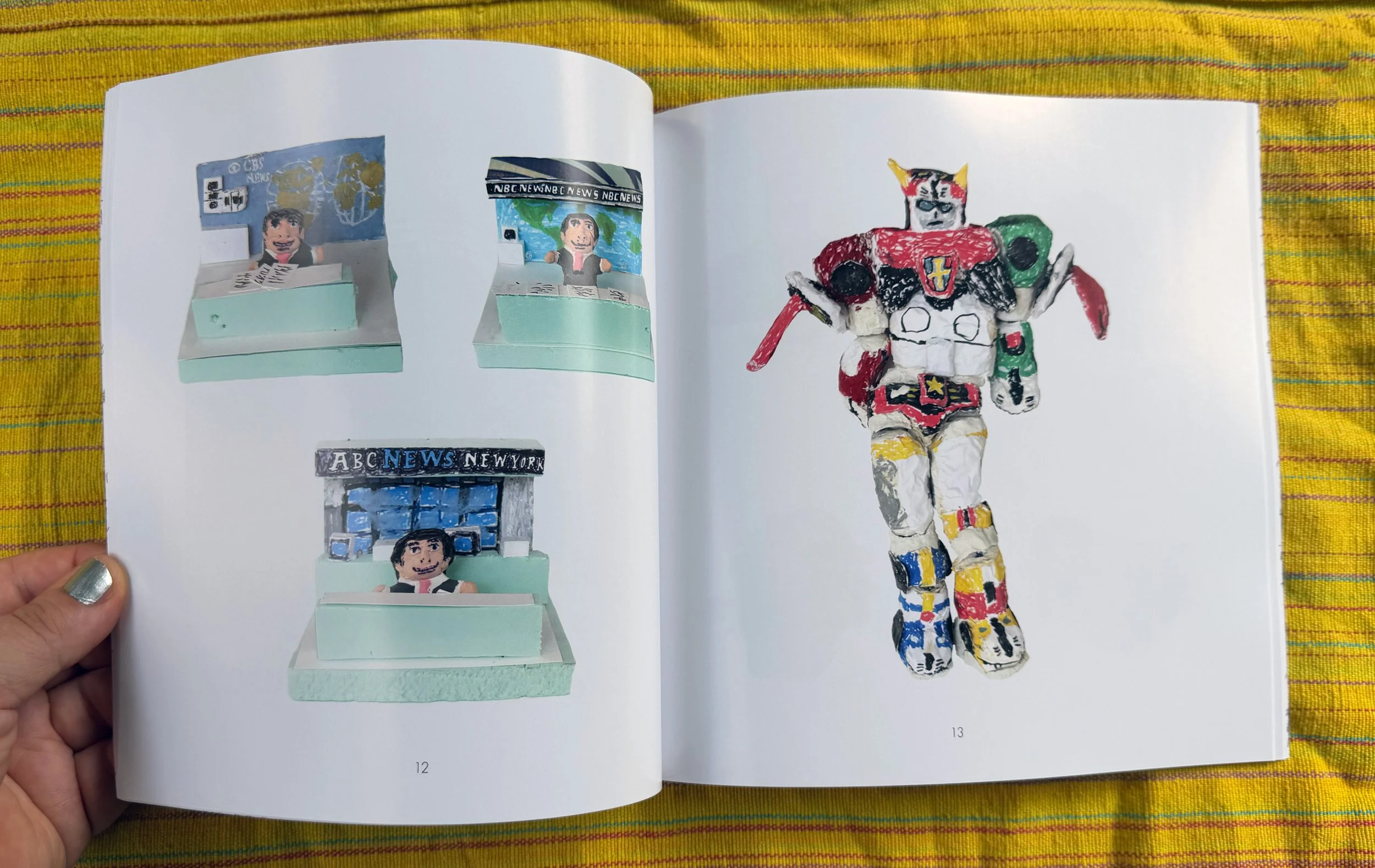 Anel spread 2 (yellow).jpg