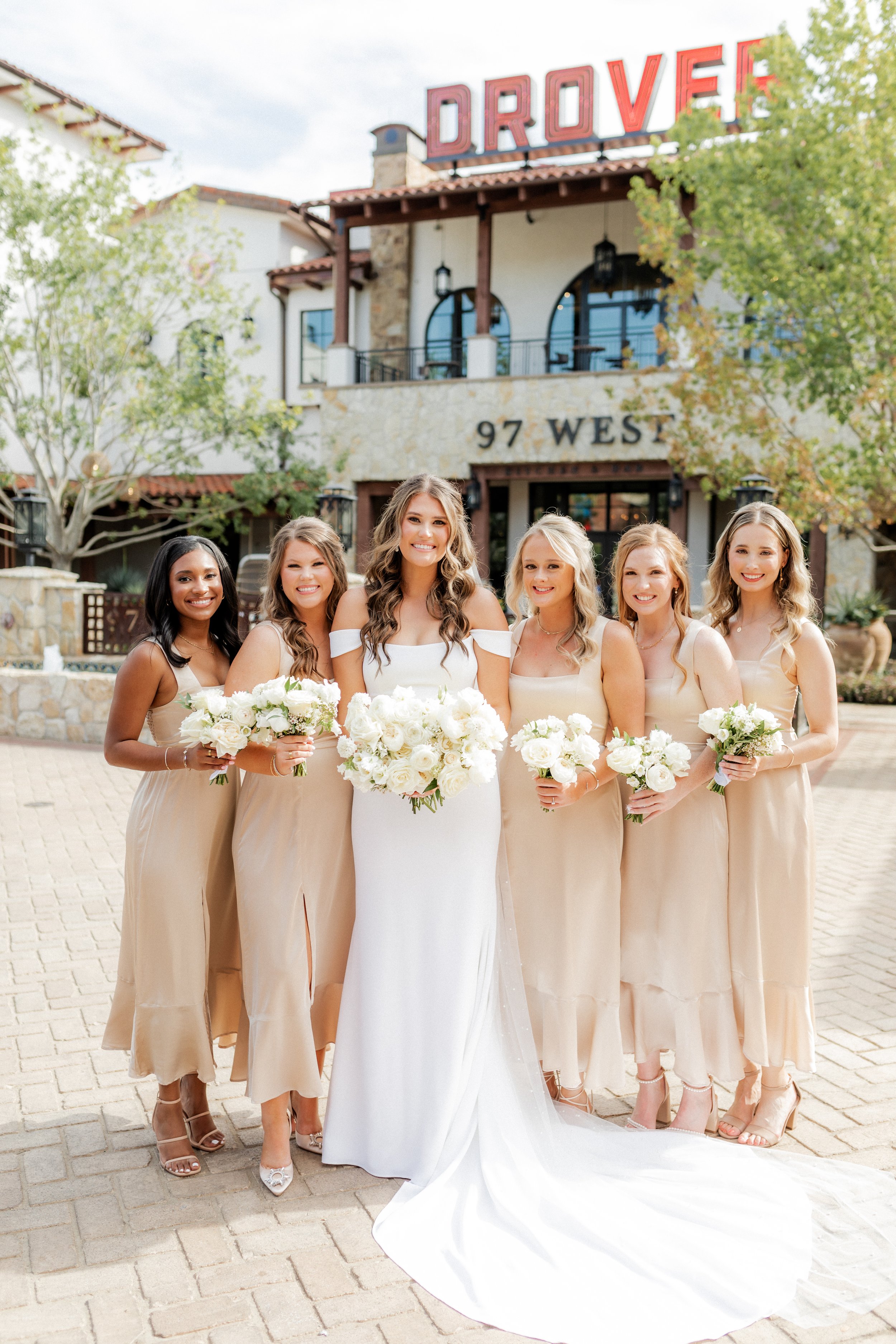 Bride+Bridesmaids-211.jpg