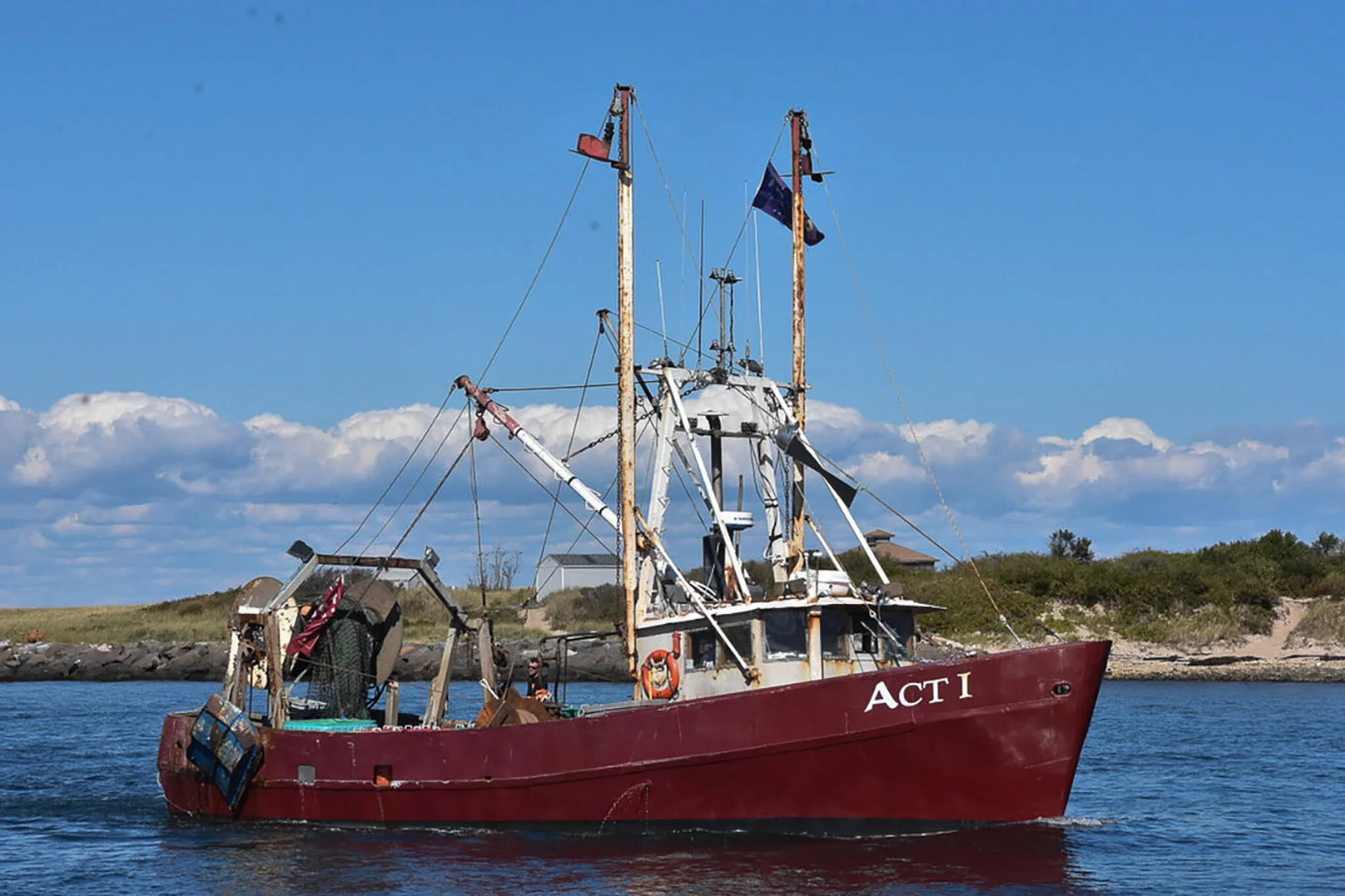 Fishing boat.jpg