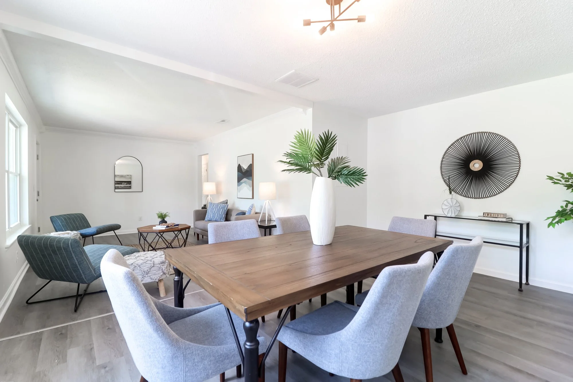 beautiful-vacant-home-staging-north-charleston-sc-12.jpg
