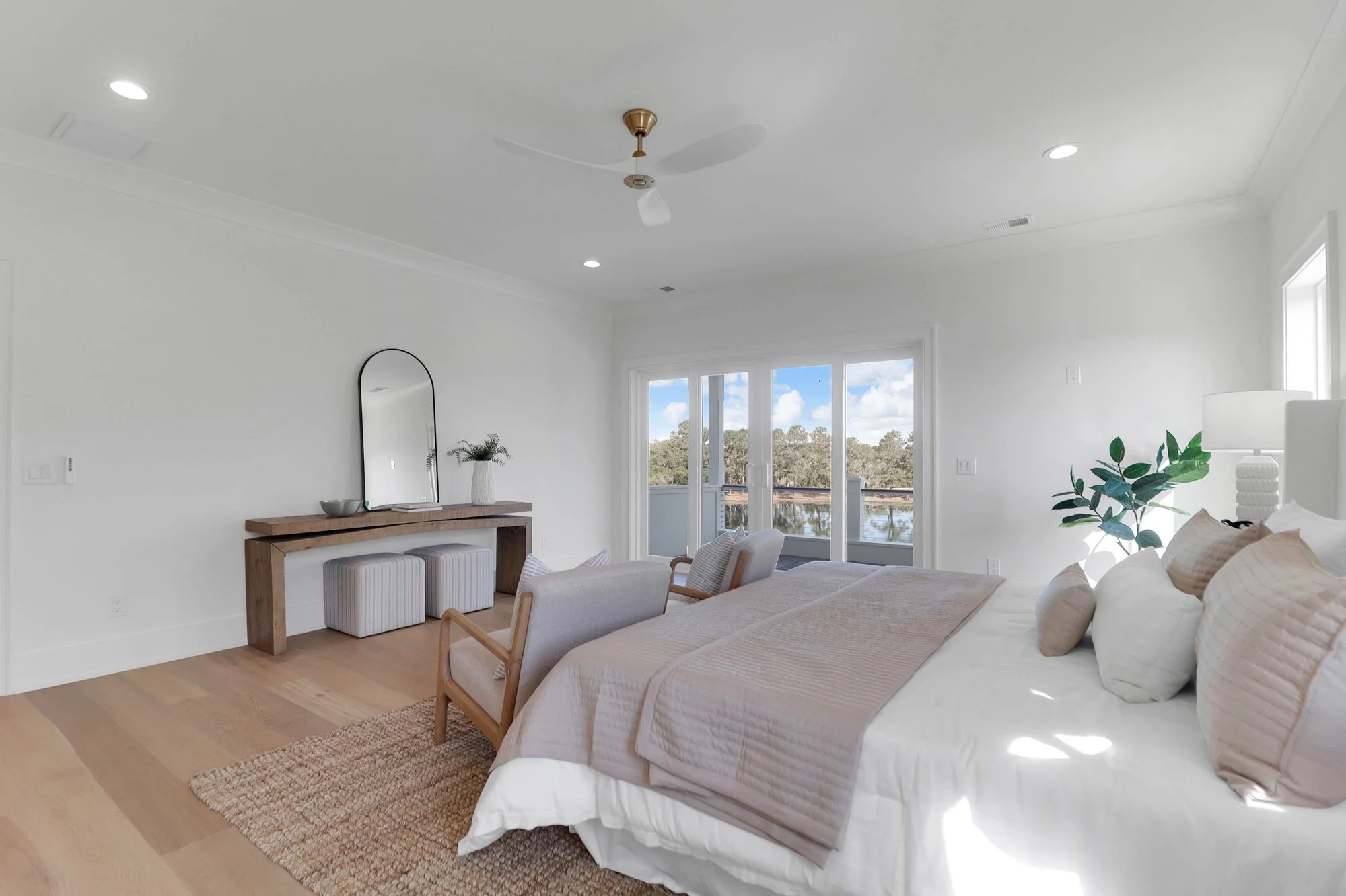 coastal-home-staging-mount-pleasant-sc-13.jpg