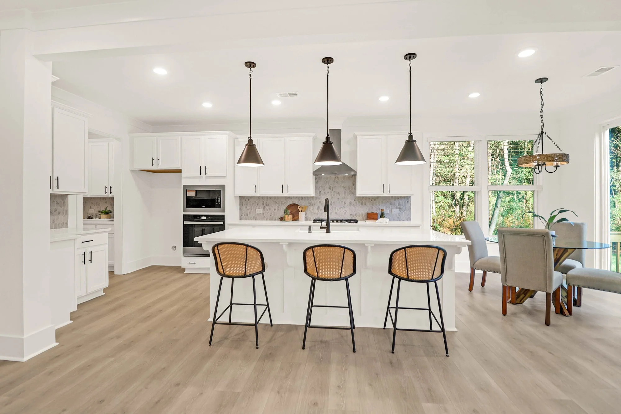 vacant-home-staging-summerville-sc-5.jpg