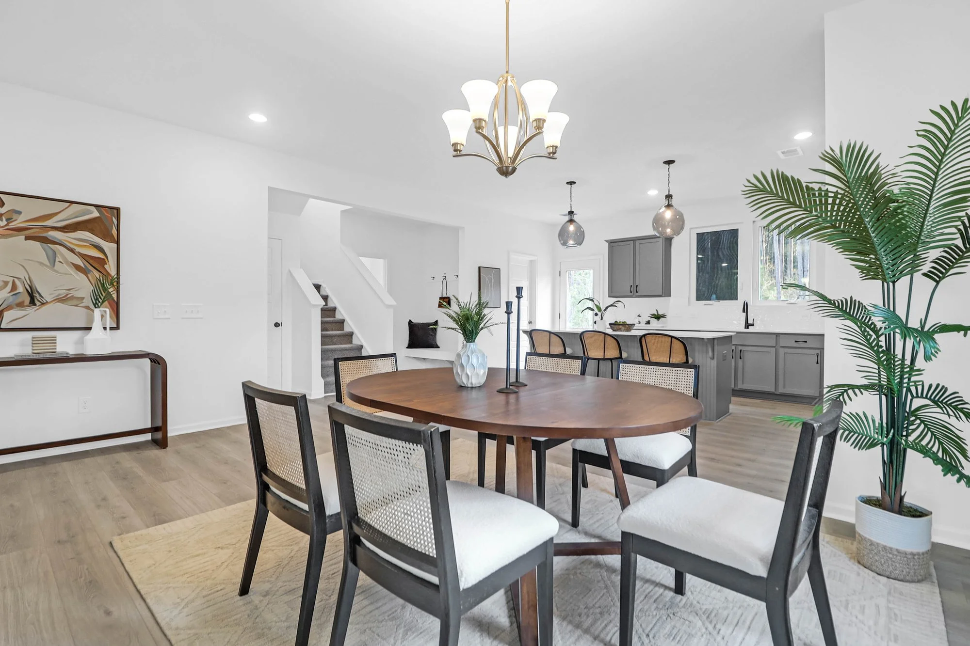 spacious-open-floor-plan-home-staging-ravenel-sc-4.jpg