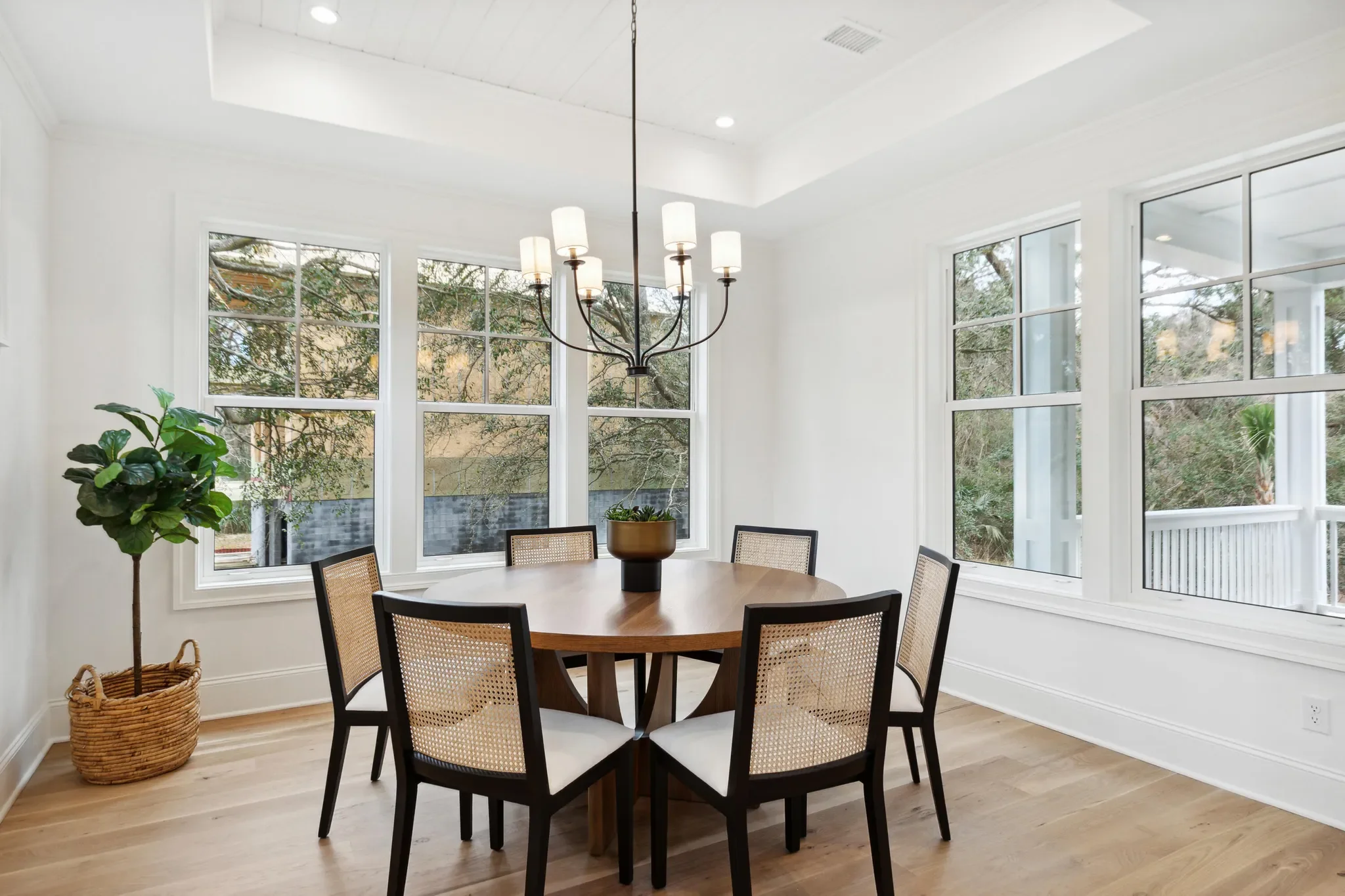 vacant-home-staging-on-seabrook-island-6.WEBP