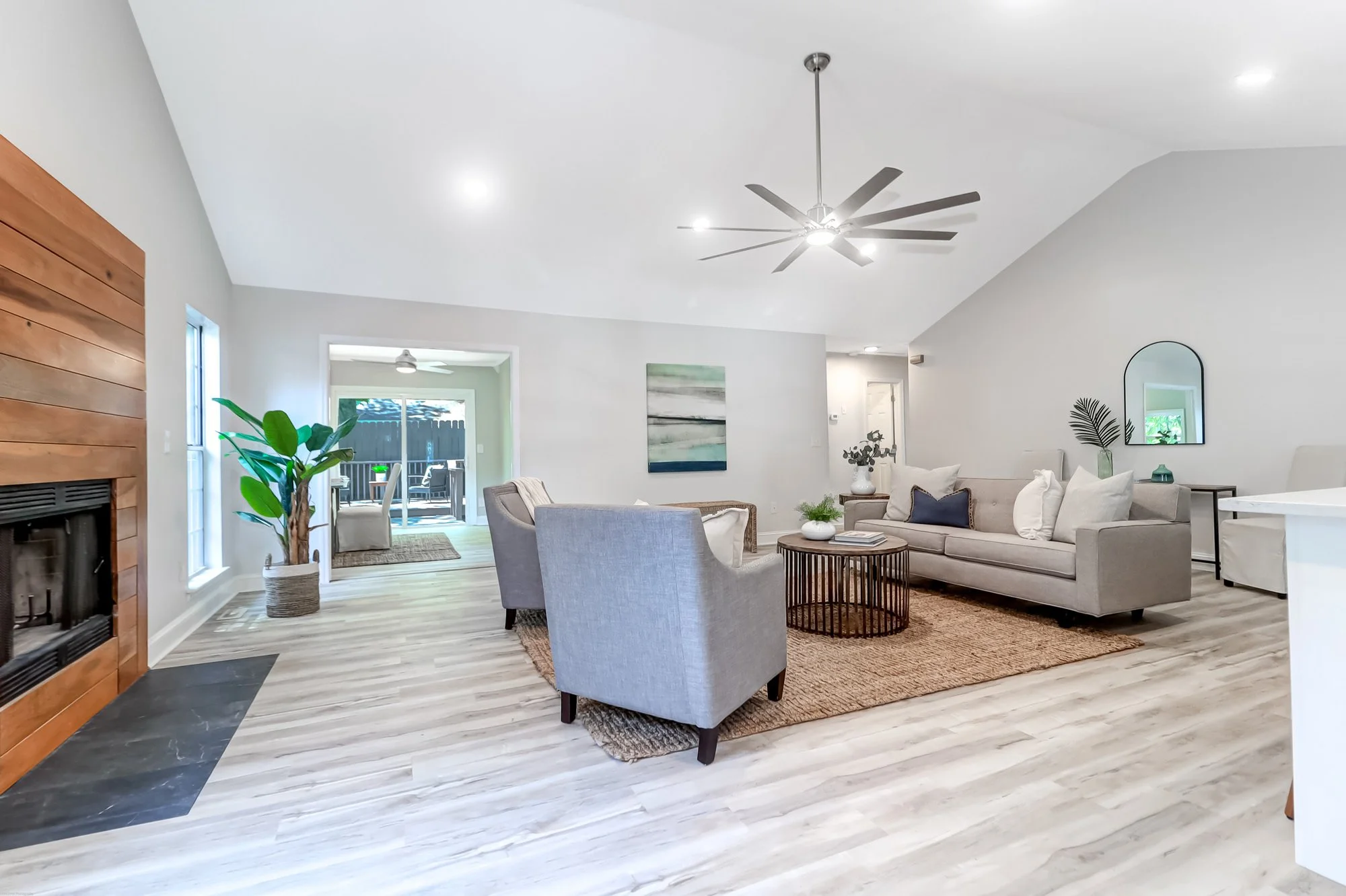 vacant-home-staging-in-awendaw-sc-4.jpg