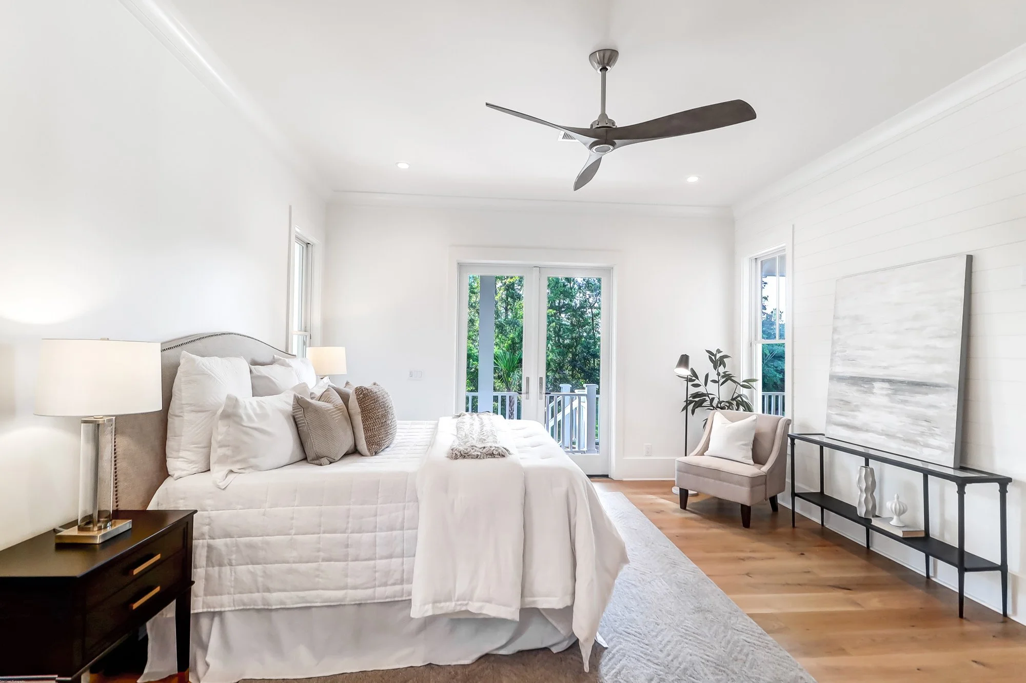 luxury-vacant-home-staging-daniel-island-sc-12.jpg