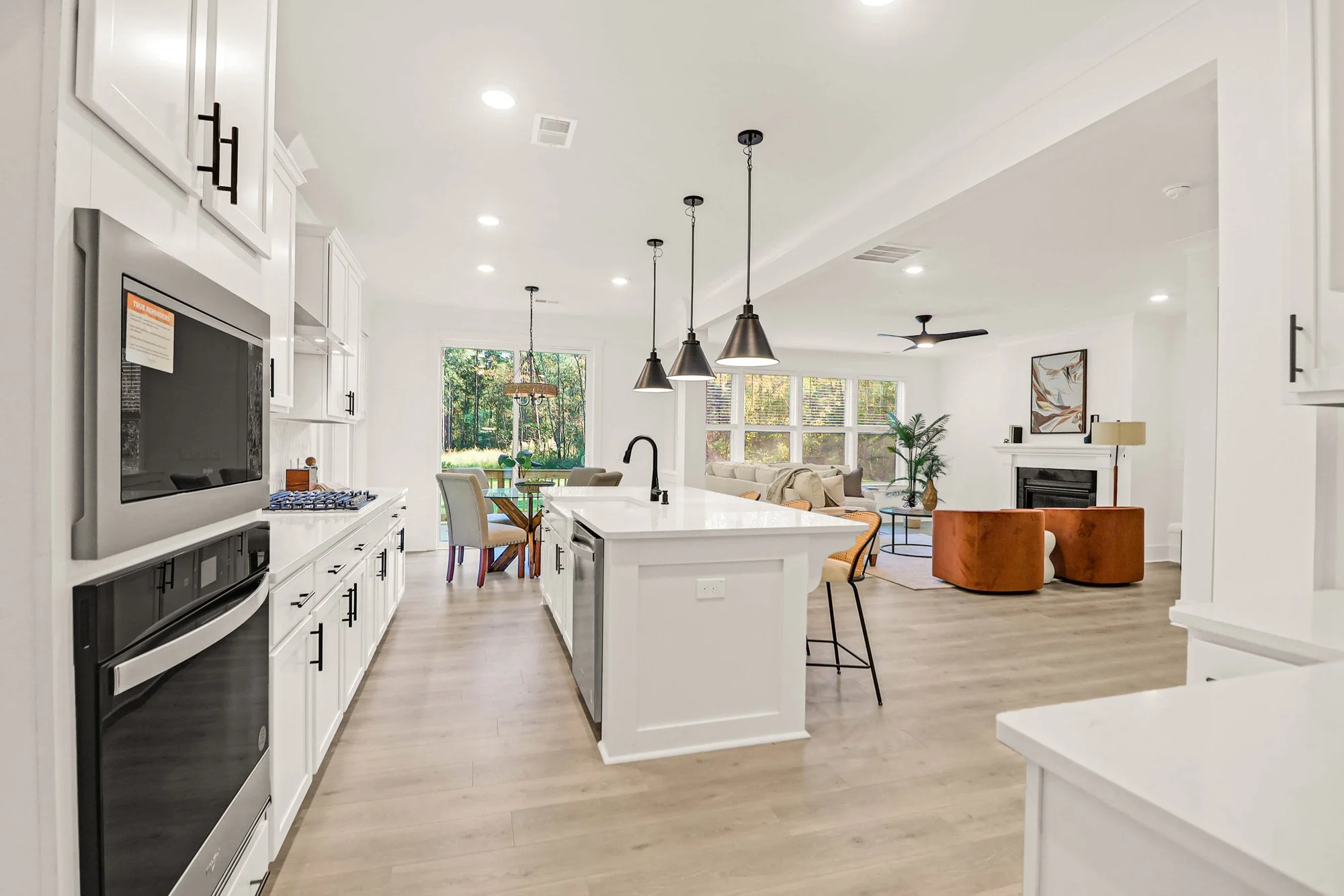 vacant-home-staging-summerville-sc-4.jpg