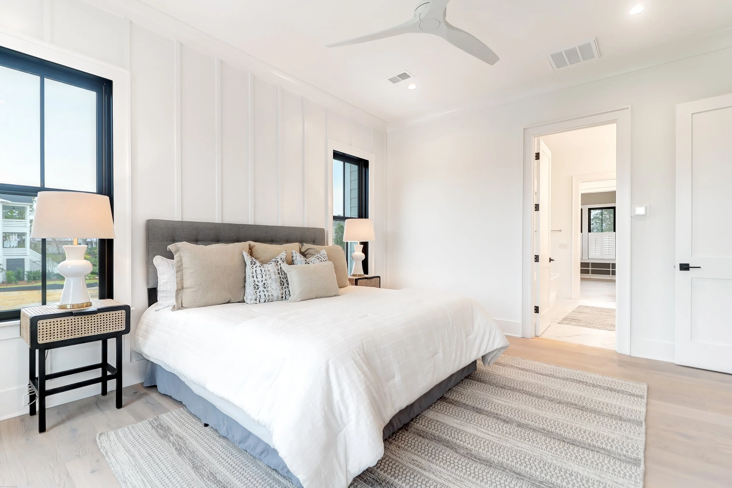 modern-home-staging-on-kiawah-island-11.jpg