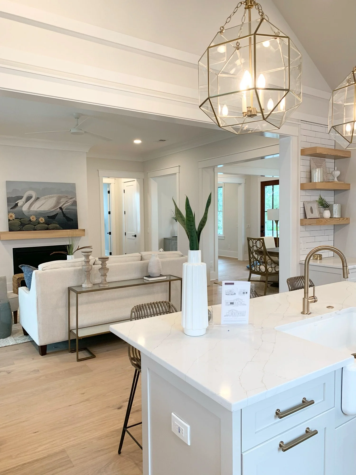 open-floor-plan-home-staging-in-awendaw-sc-10.jpg