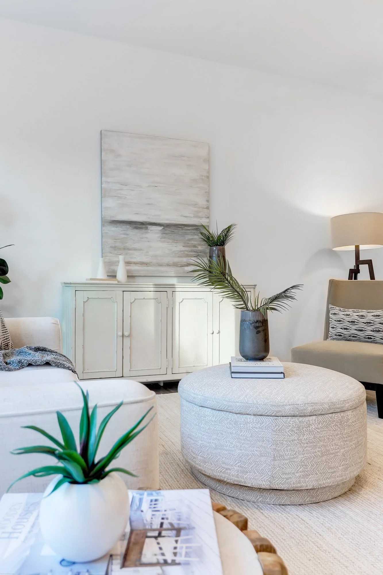 modern-home-staging-summerville-sc-12.jpg