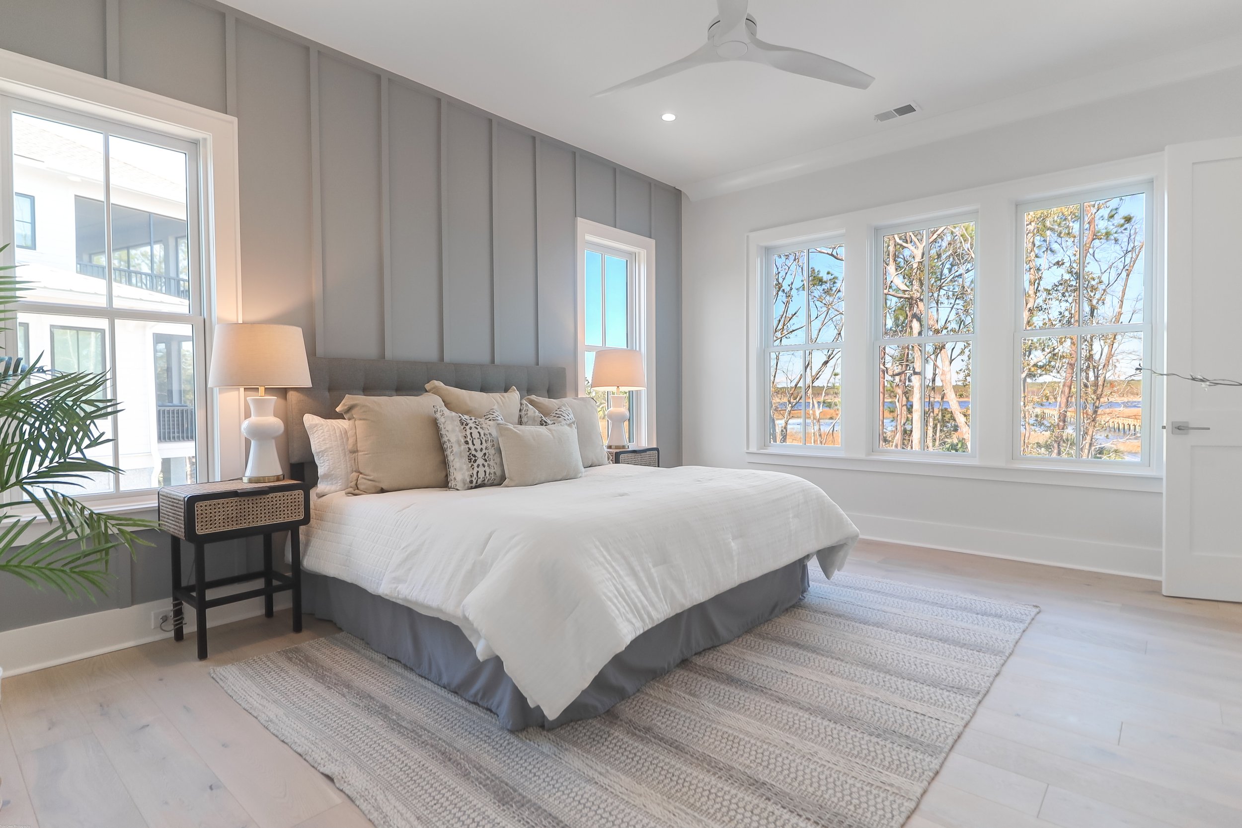 open-floor-plan-home-staging-on-isle-of-palms-sc5.jpg