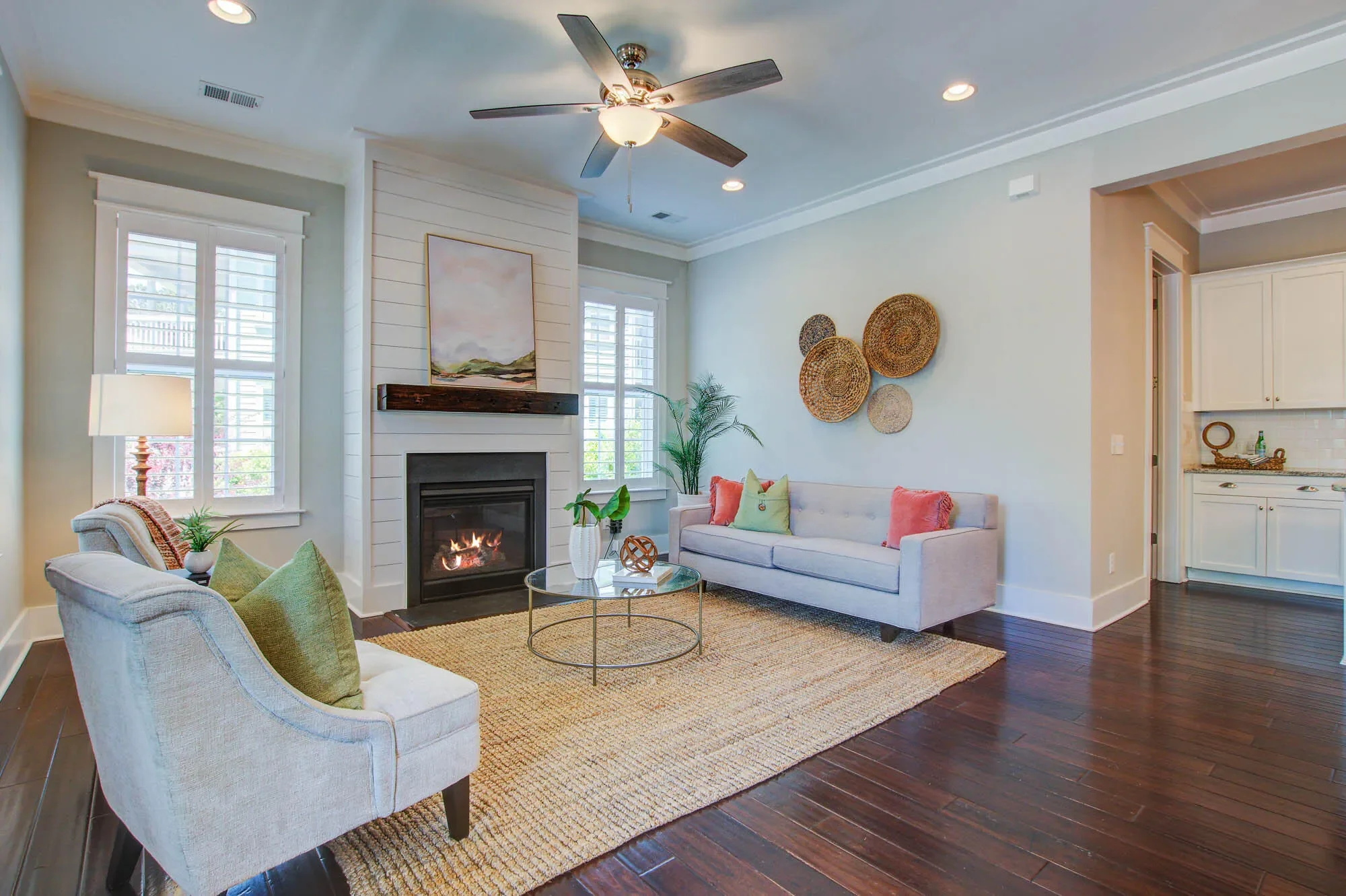 modern-home-staging-on-seabrook-island-2.WEBP