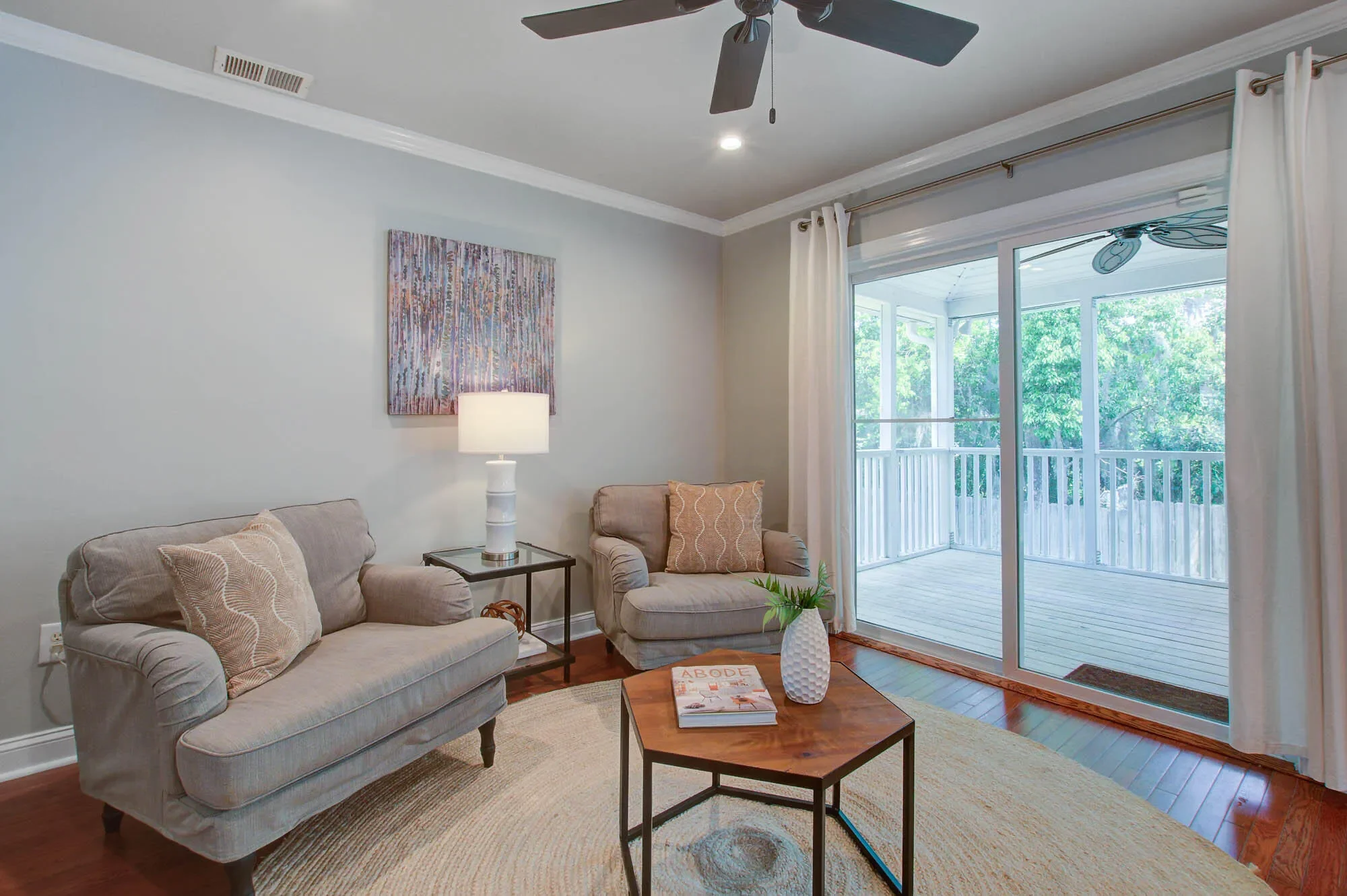 coastal-home-staging-on-james-island-sc-4.WEBP