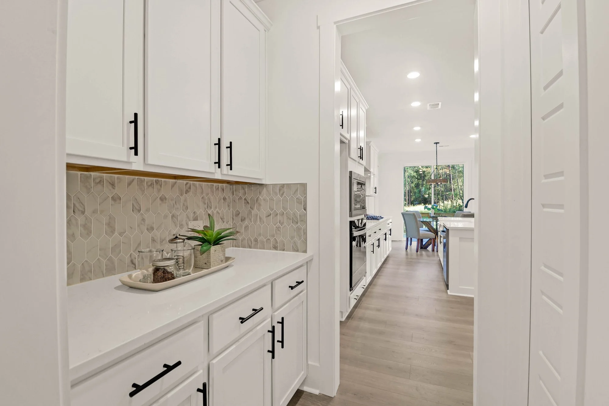 vacant-home-staging-summerville-sc-3.jpg