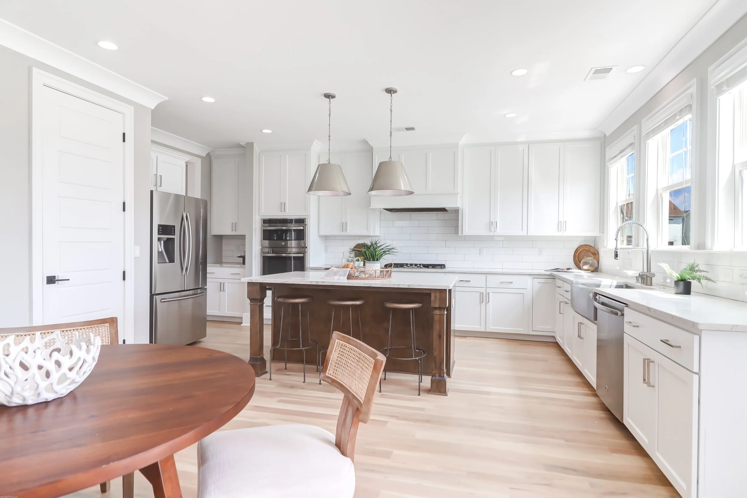 neutral-home-staging-mt-pleasant-sc-3.jpg