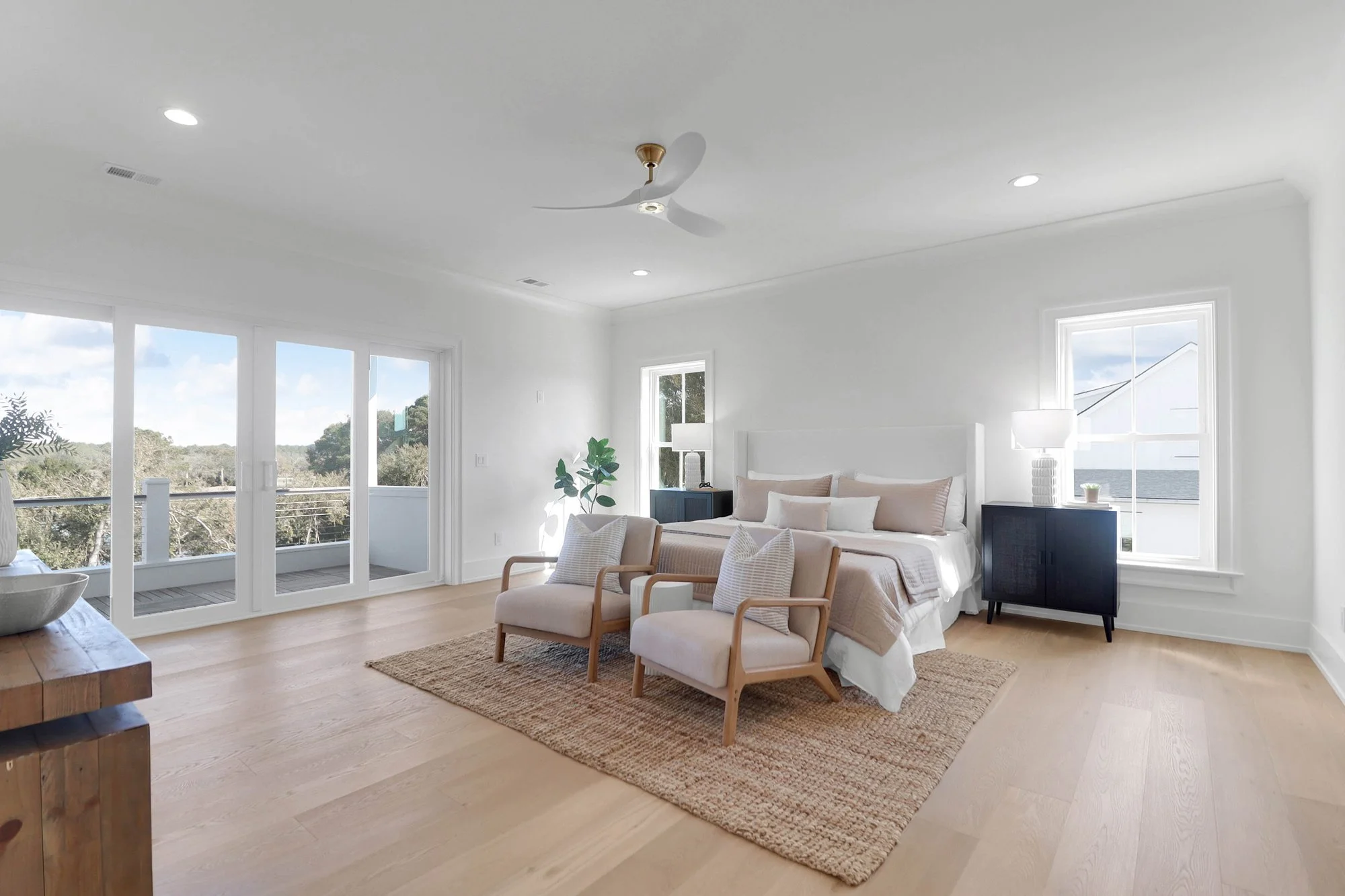 Staging a Bedroom to Sell Your Home Fast