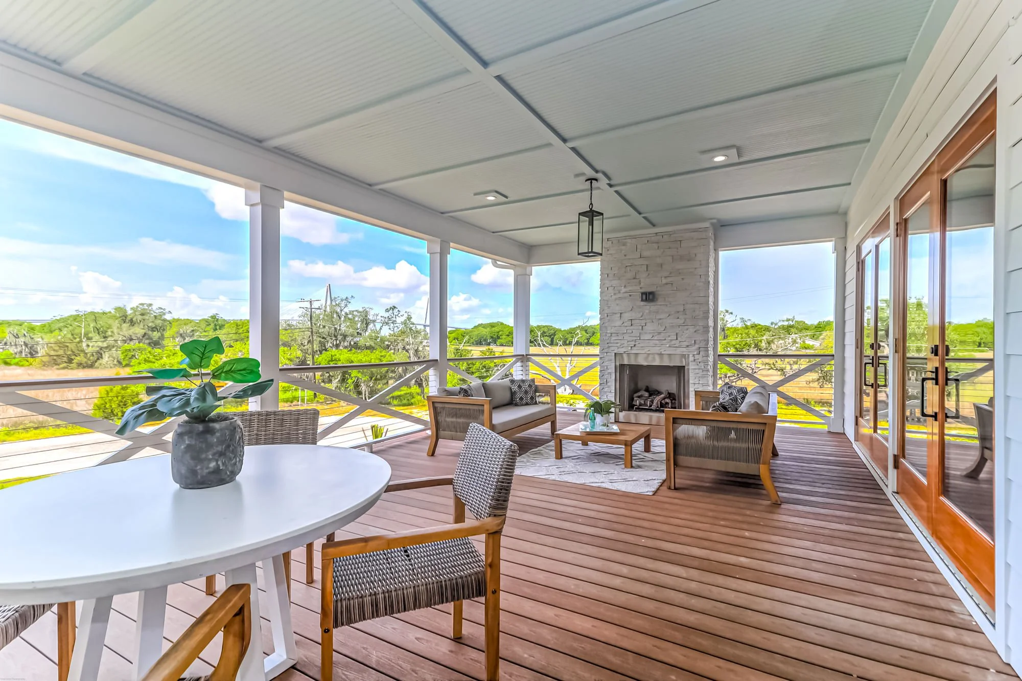 marsh-front-home-staging-mount-pleasant-sc-11.jpg