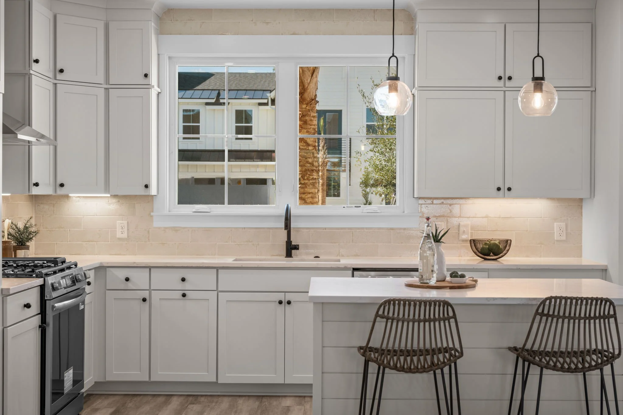 clean kitchen with right amount of accessories - home staging cost
