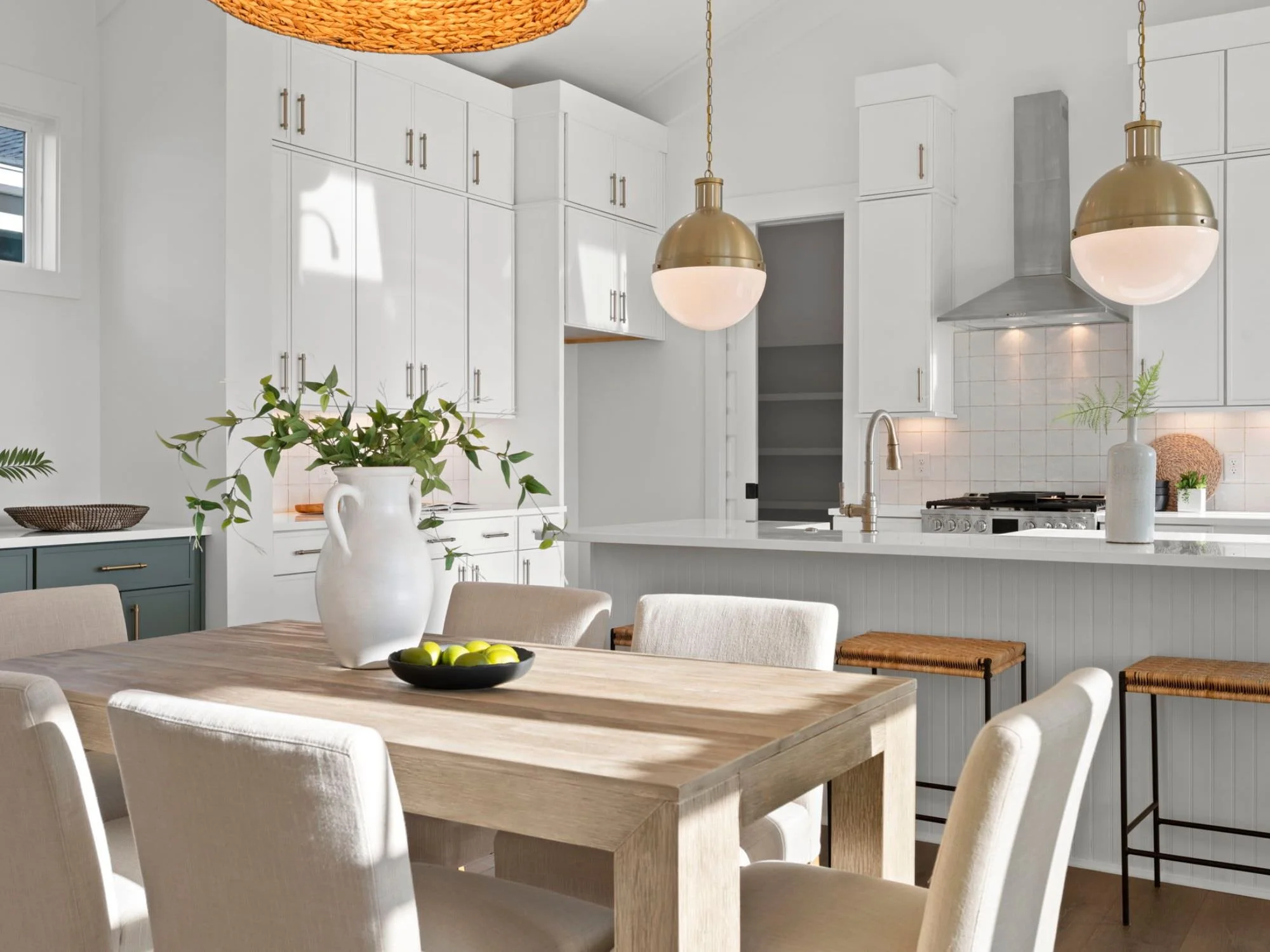 kitchen/dining room table in open kitchen floorplan