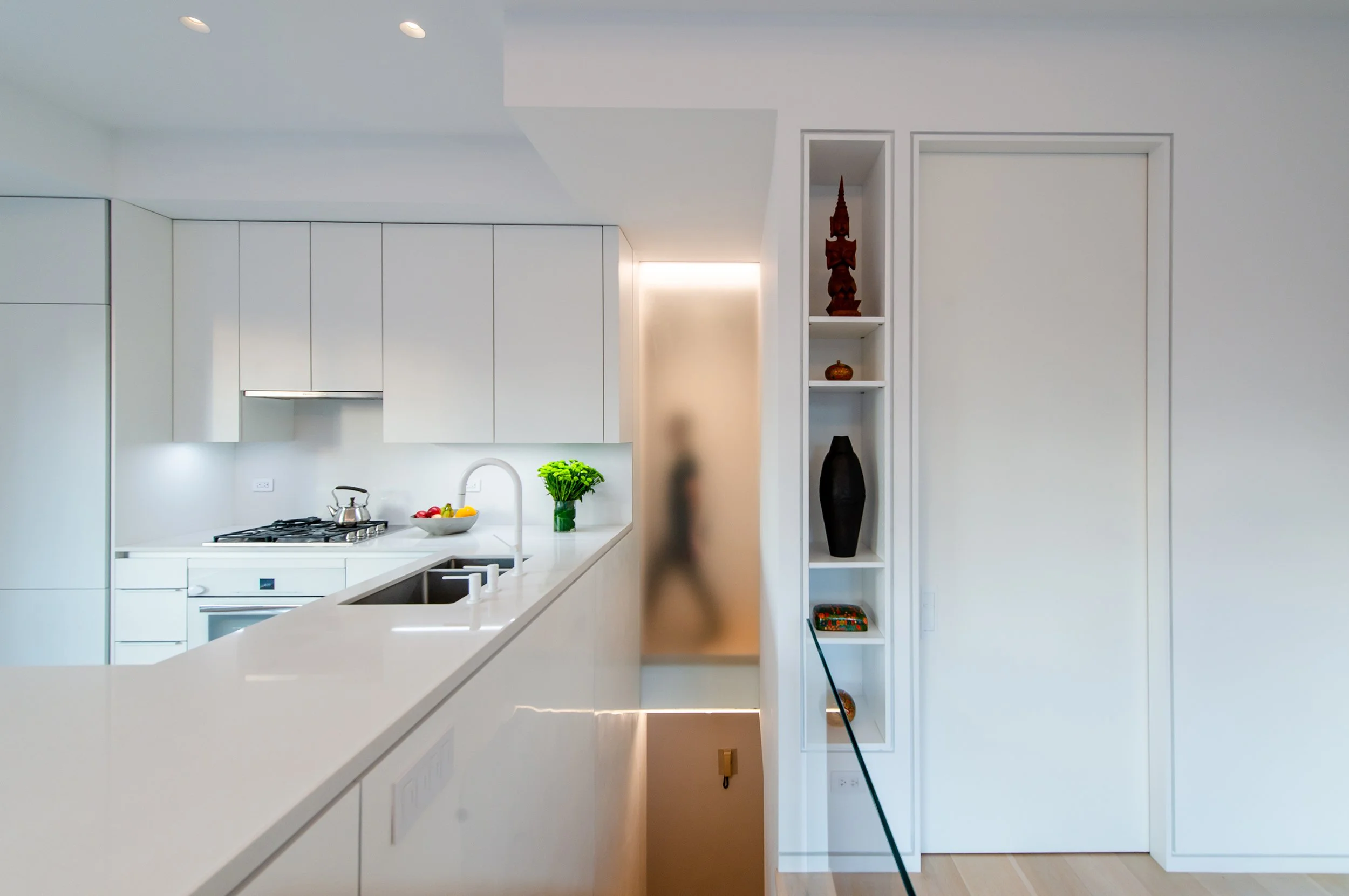 WORLDWIDE PLAZA DUPLEX