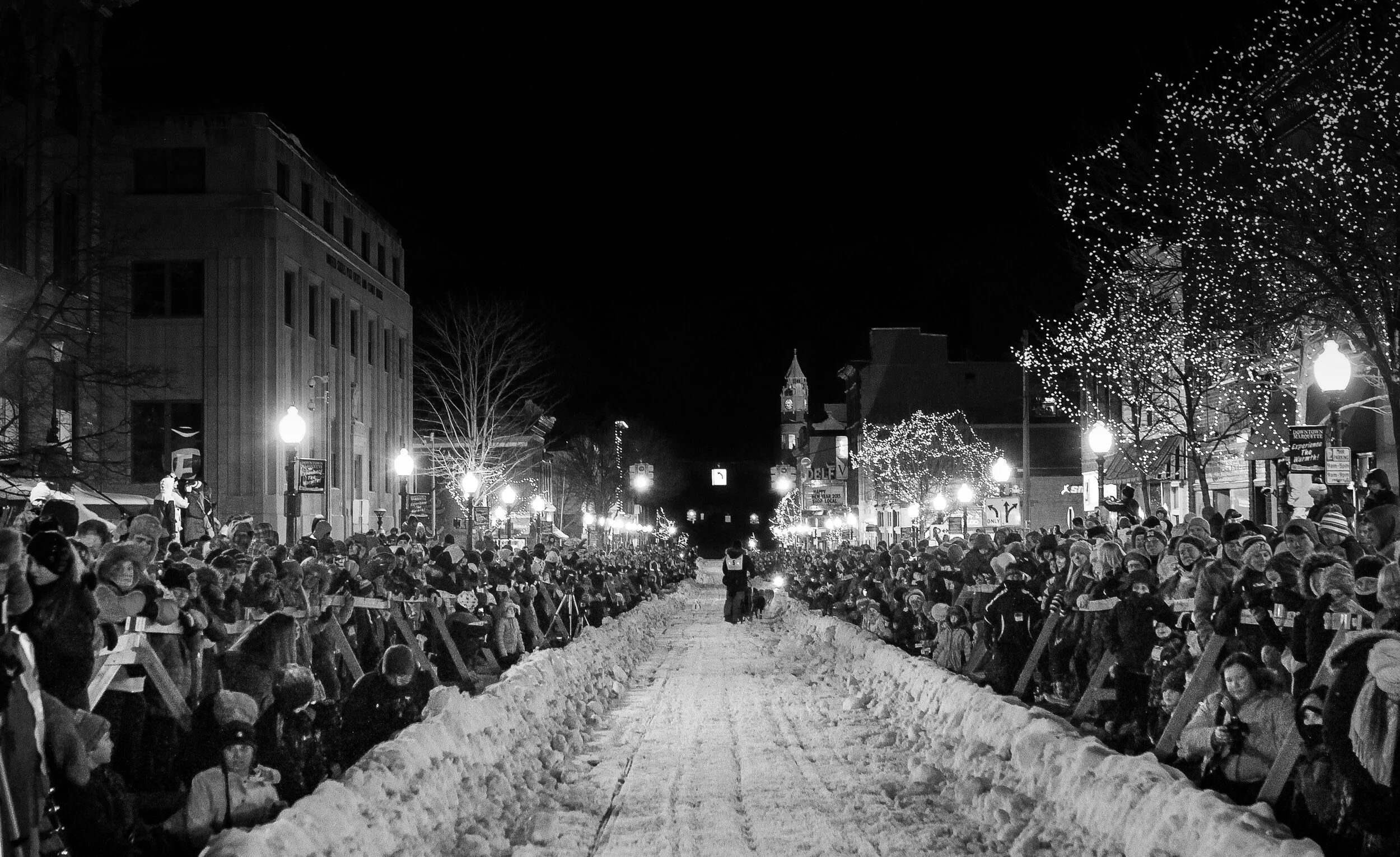 UP 200 & Midnight Run Sled Dog Races — Downtown Marquette