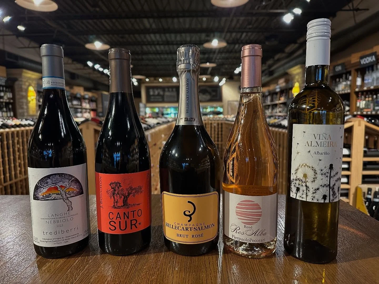 Join us from 4-7 tonight, and treat yourself to a few sips of your new favorite wine 🍷- Cheers!