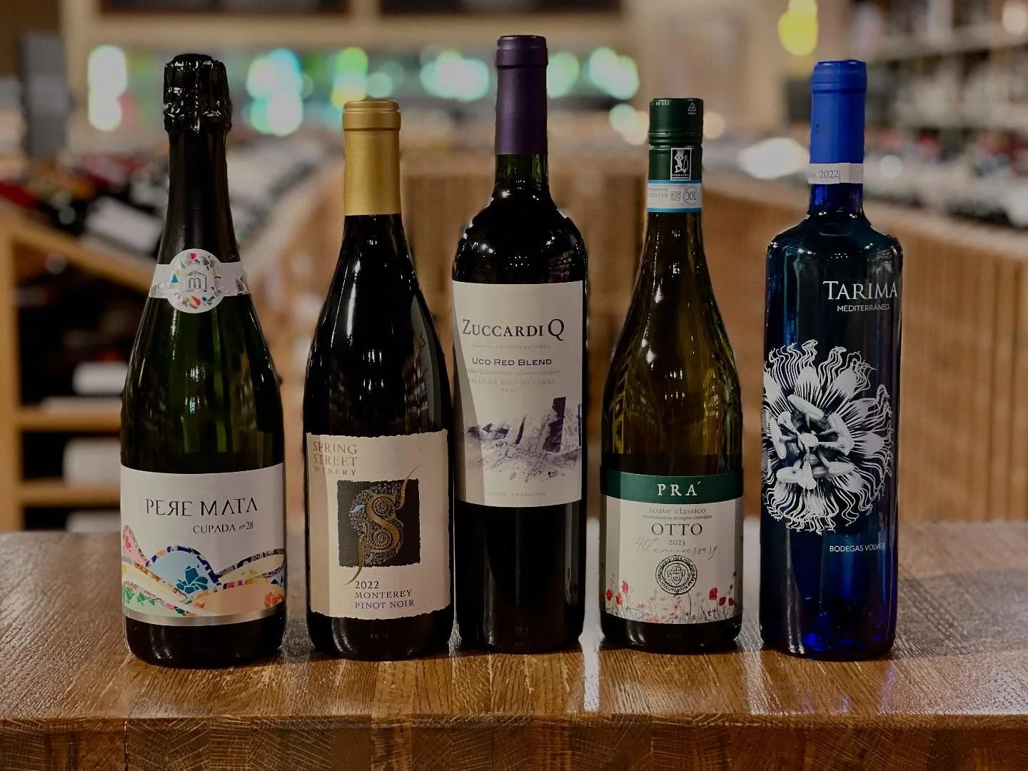 Our Friday night lineup has something for everyone! Join us between 4-7, Bourget Imports will be pouring some fabulous wines and sharing interesting stories. 🍷
#wine #winetasting #weekend #weekendwinetasting #pinotnoir #shoplocalmn #shopsmallbusine