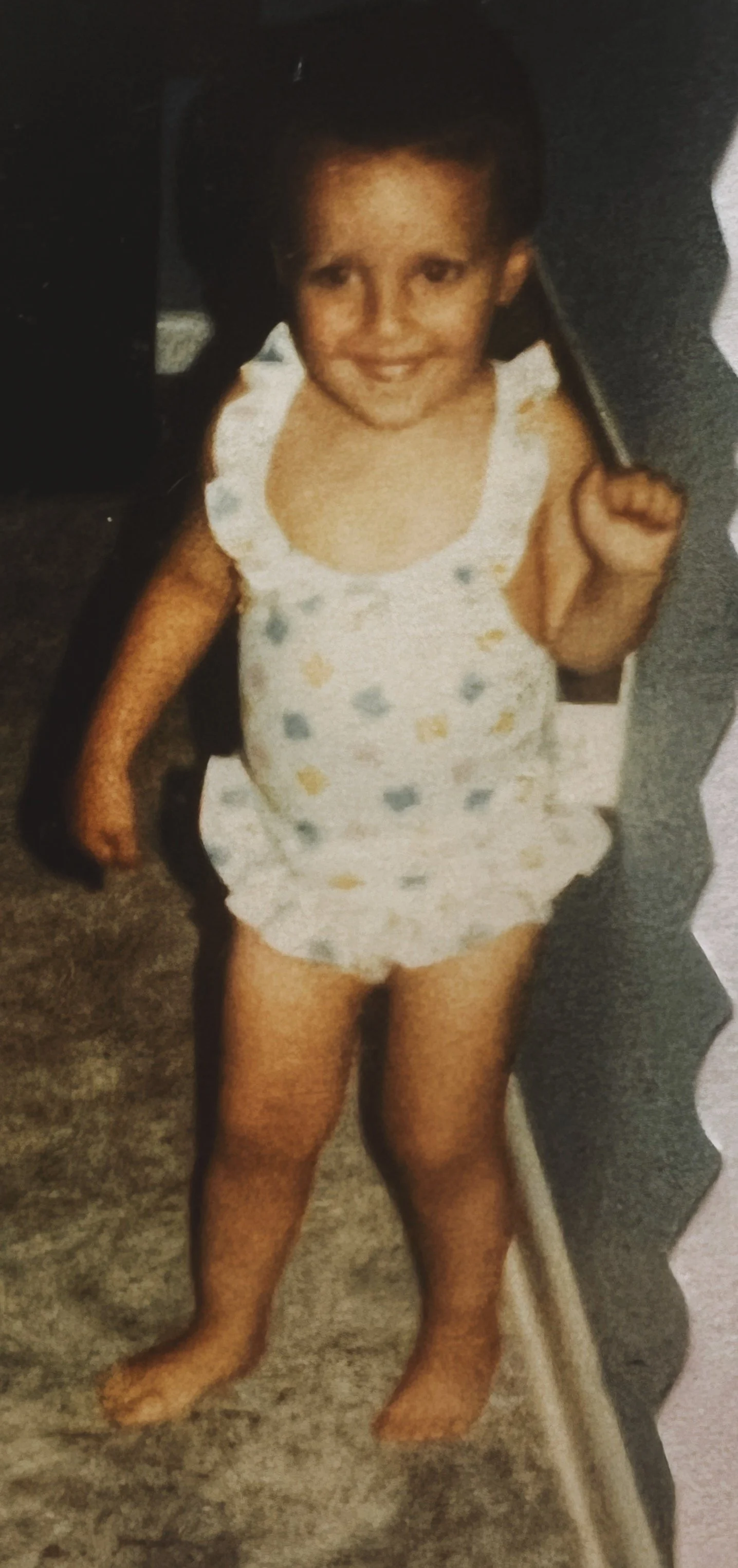 Queering the Stories We Inherit: Narrative Therapy, Childhood, and the Gendered Self