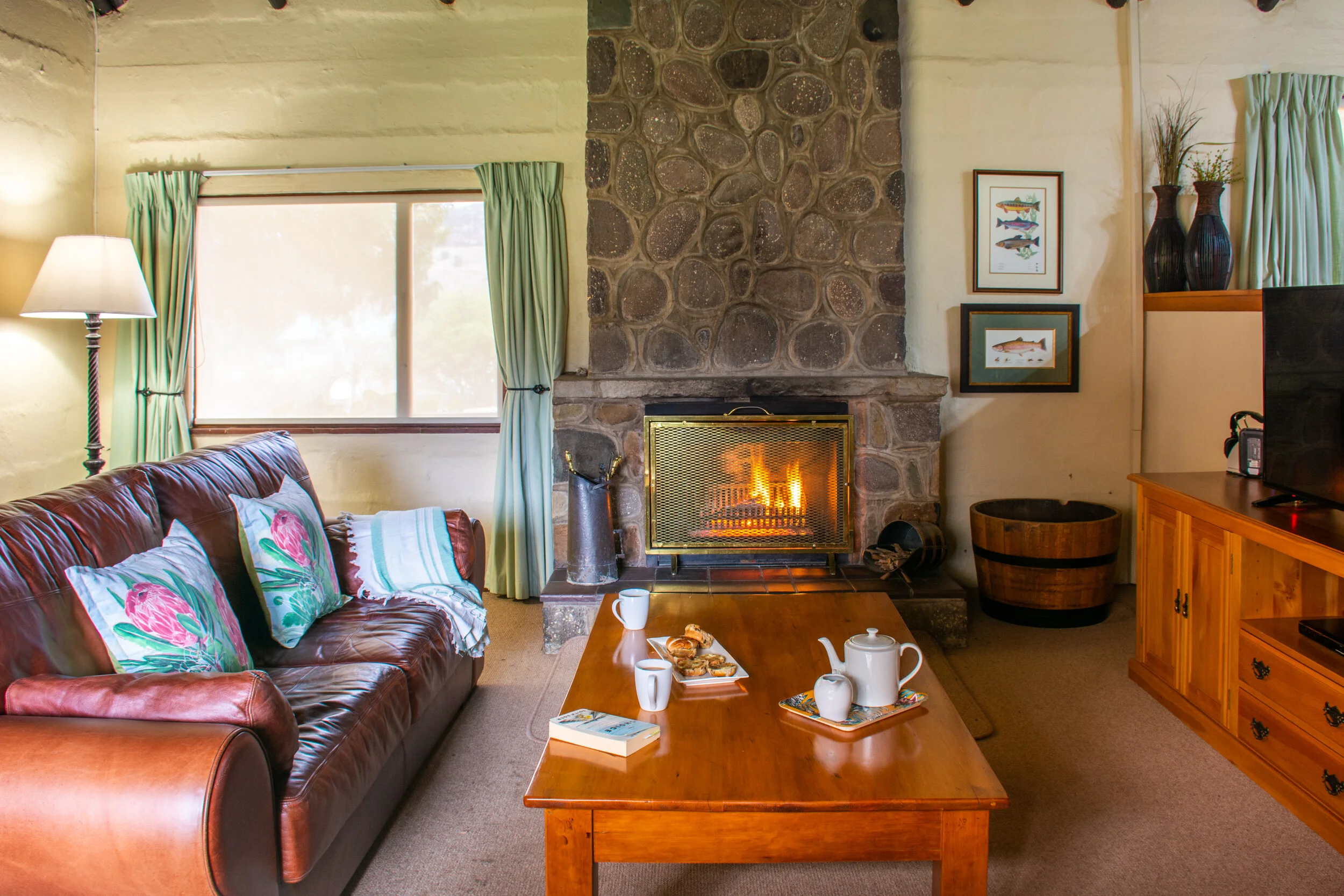 Lalambazo Giants Castle-14.jpg