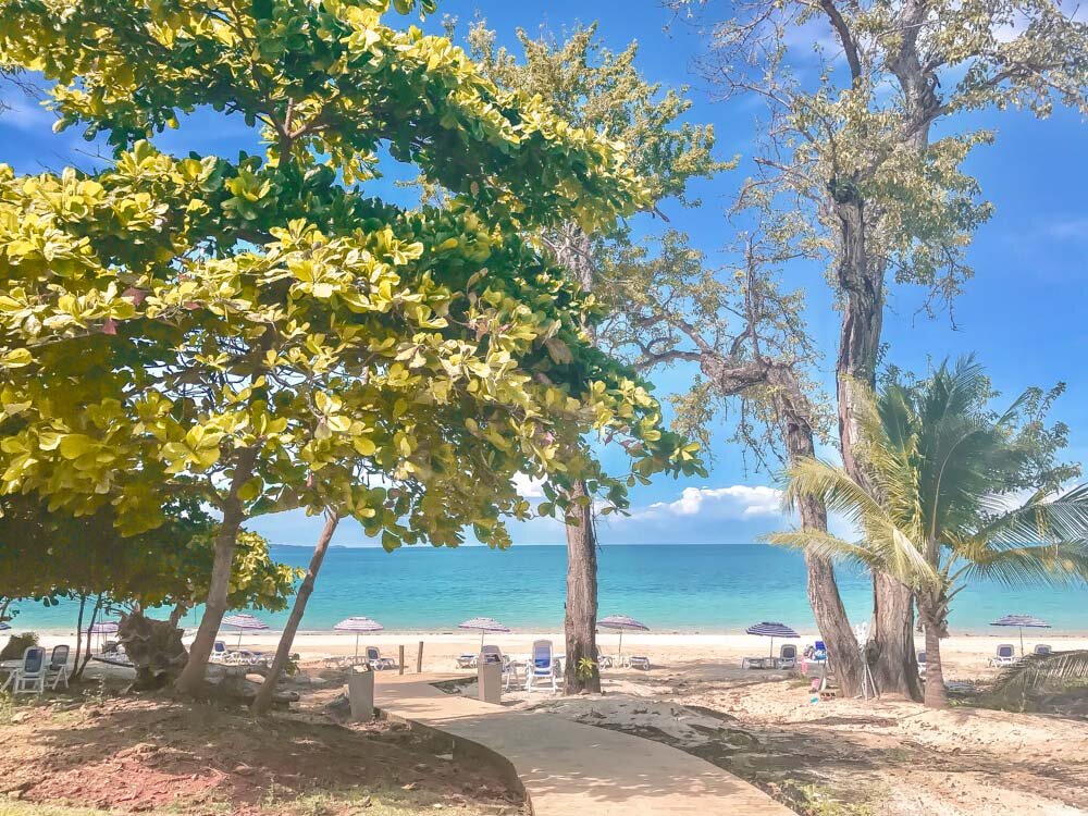 Alma de Viaje - Panama - Buenvantura playa-13.jpg