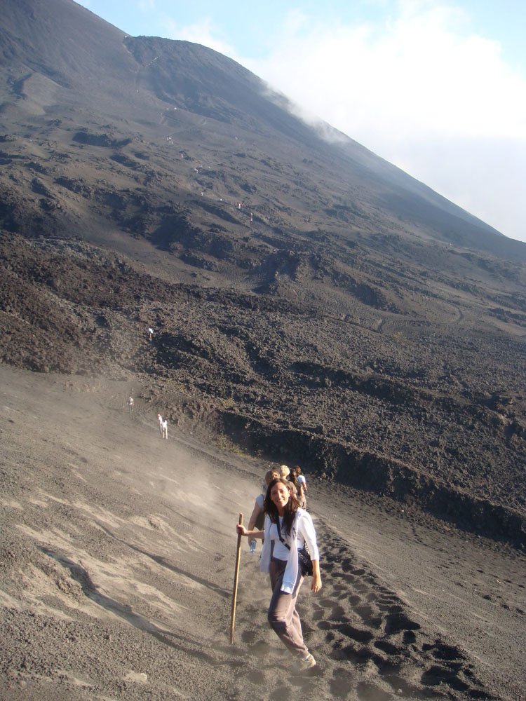 Alma de Viaje - Antigua Guatemala - Volcan Pacaya-7.jpg