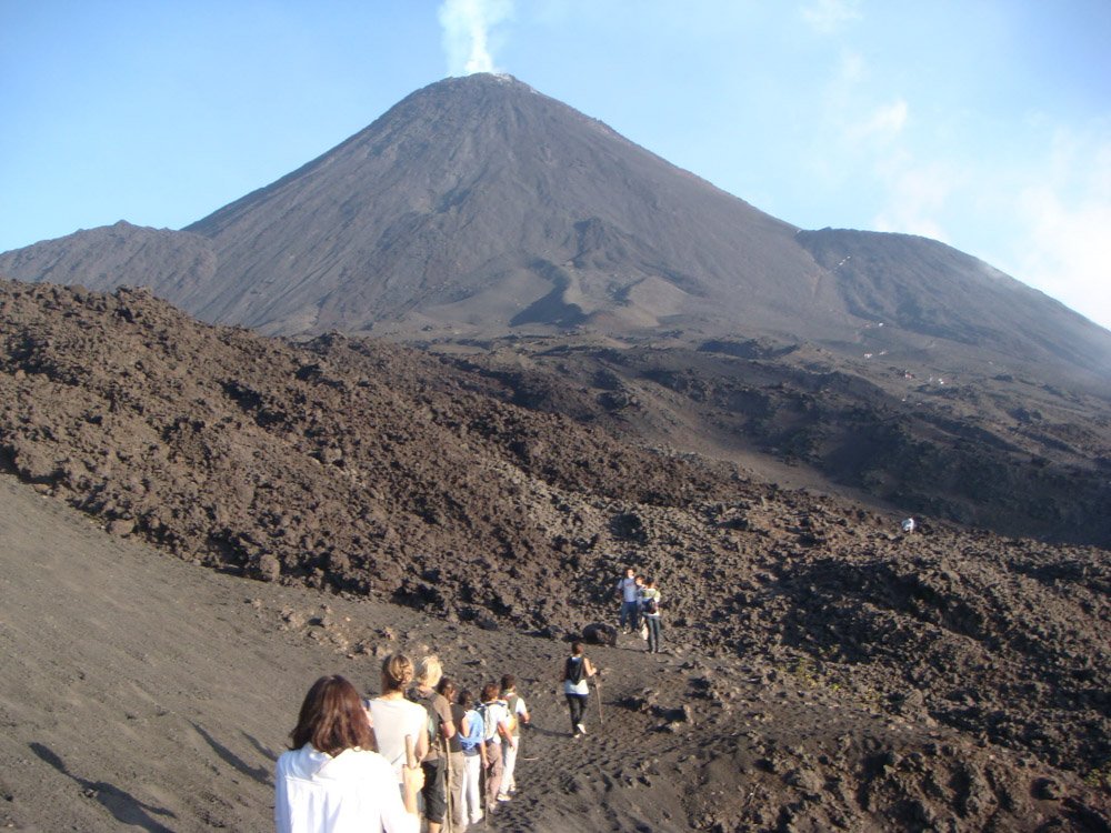 Alma de Viaje - Antigua Guatemala - Volcan Pacaya-8.jpg