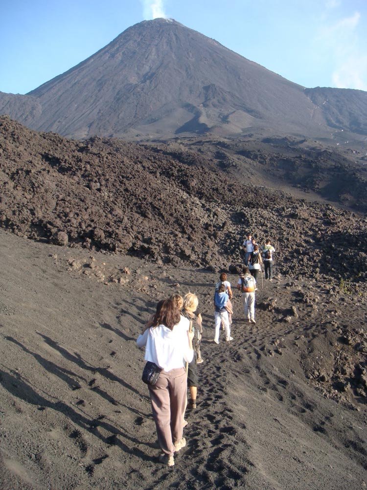 Alma de Viaje - Antigua Guatemala - Volcan Pacaya-9.jpg