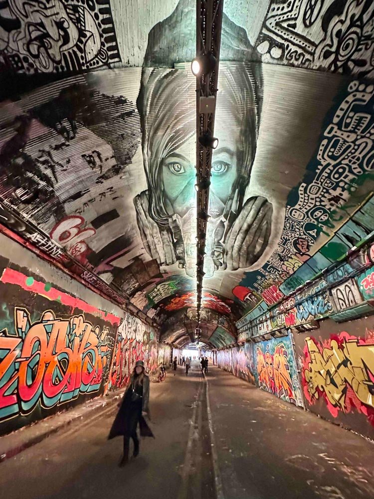 Alma de Viaje - Inglaterra - Londres - Banksy Tunnel-7.jpg