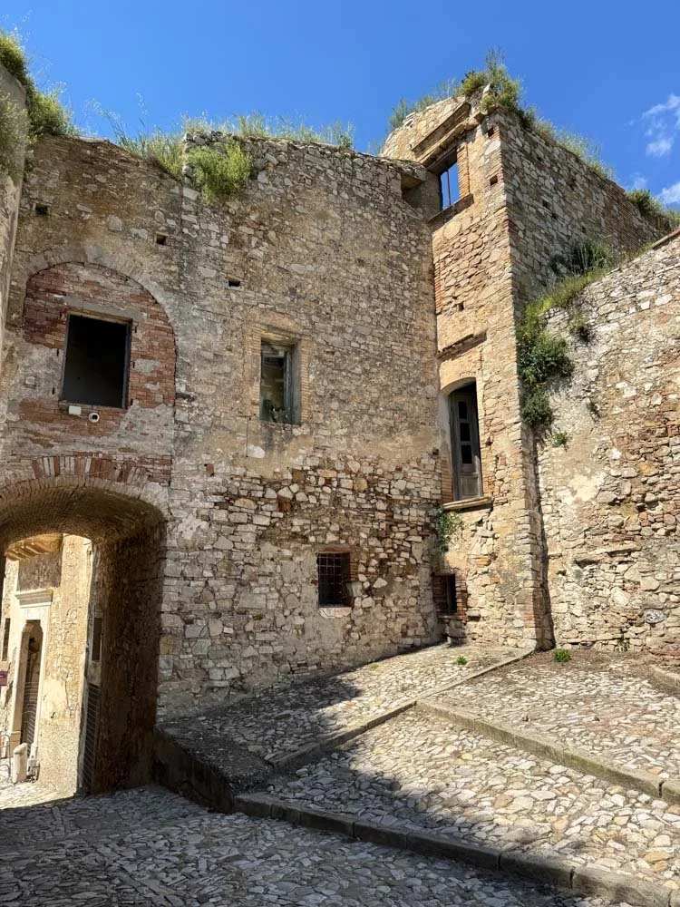 Alma de Viaje - Italia - Basilicata - Craco-4.jpg