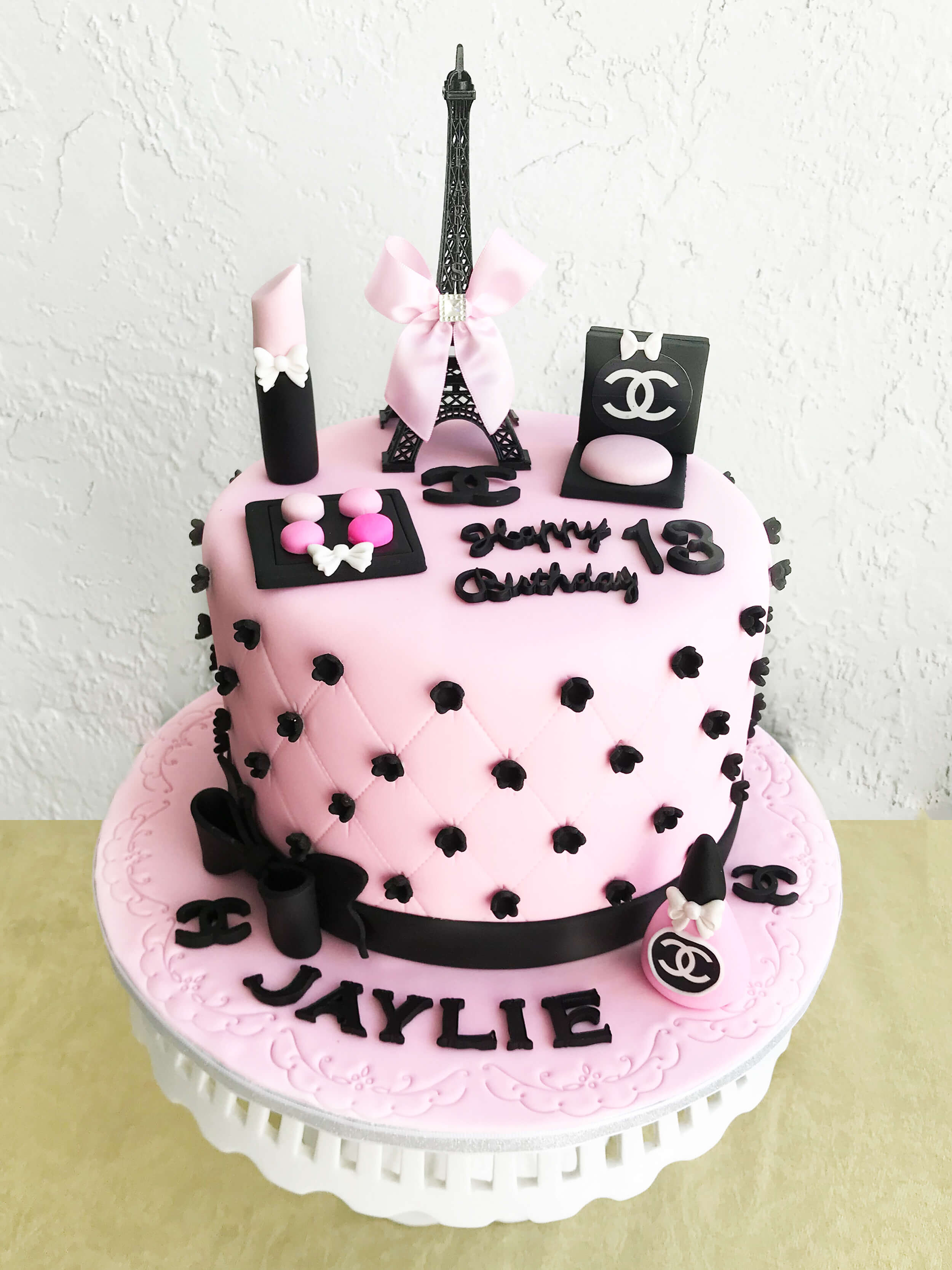Cake Chanel Pink