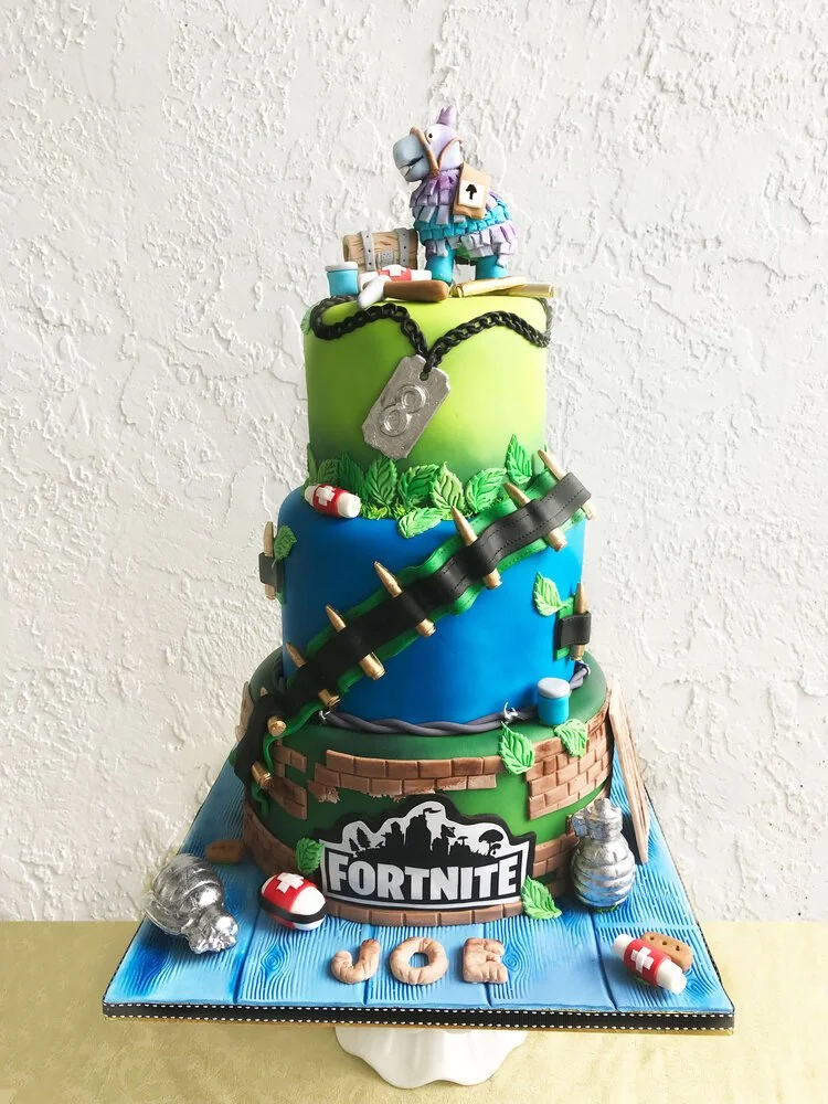Fornite Cake