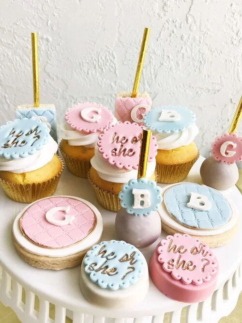 Baby gender reveal cookies
