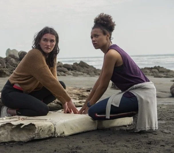 Exclusive: Sarah Pidgeon & Reign Edwards Talk The Wilds Season 2 ...