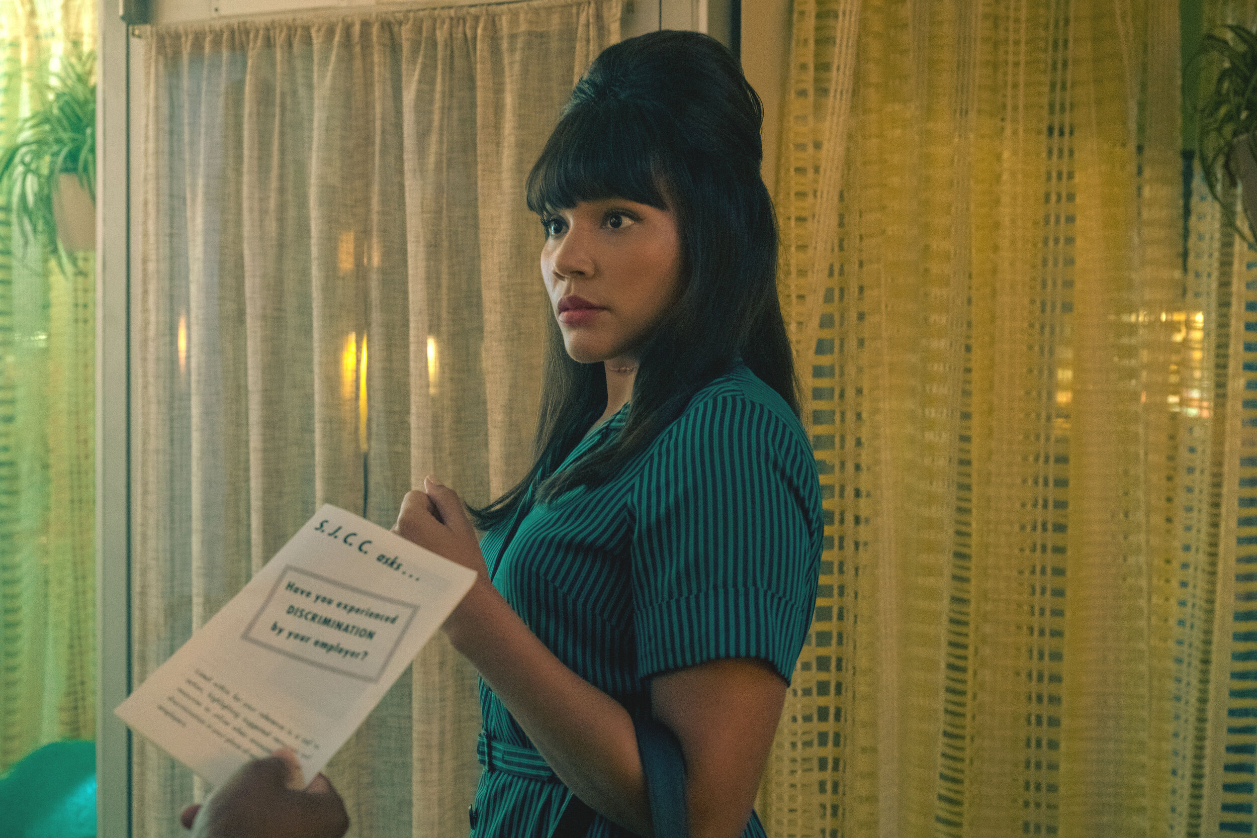 The Umbrella Academy S2 pic 14 RAVER-LAMPMAN as ALLISON HARGREEVES.jpg