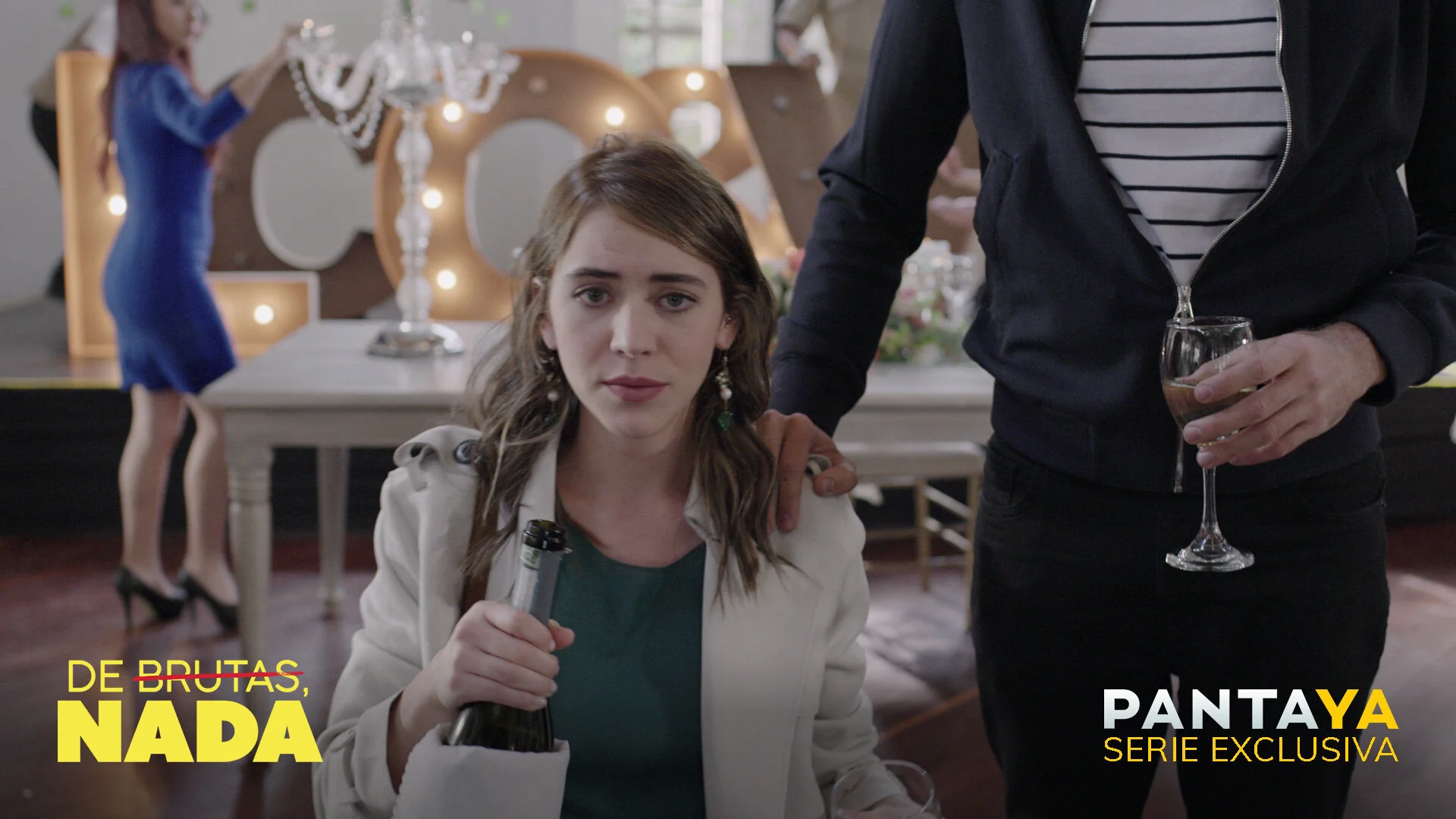 Official Trailer And Poster To Spanish Comedy Series De Brutas Nada Blackfilmandtv Com