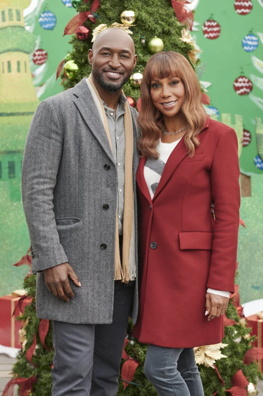 The Christmas Doctor 1 Adrian Holmes and Holly Robinson Peete.jpg