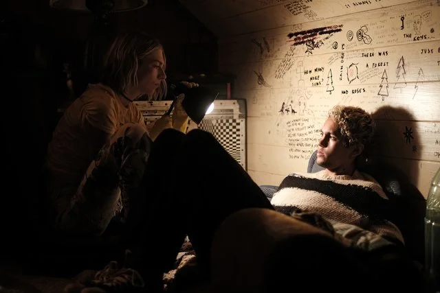 hunter-schafer-dominic-fike.jpg